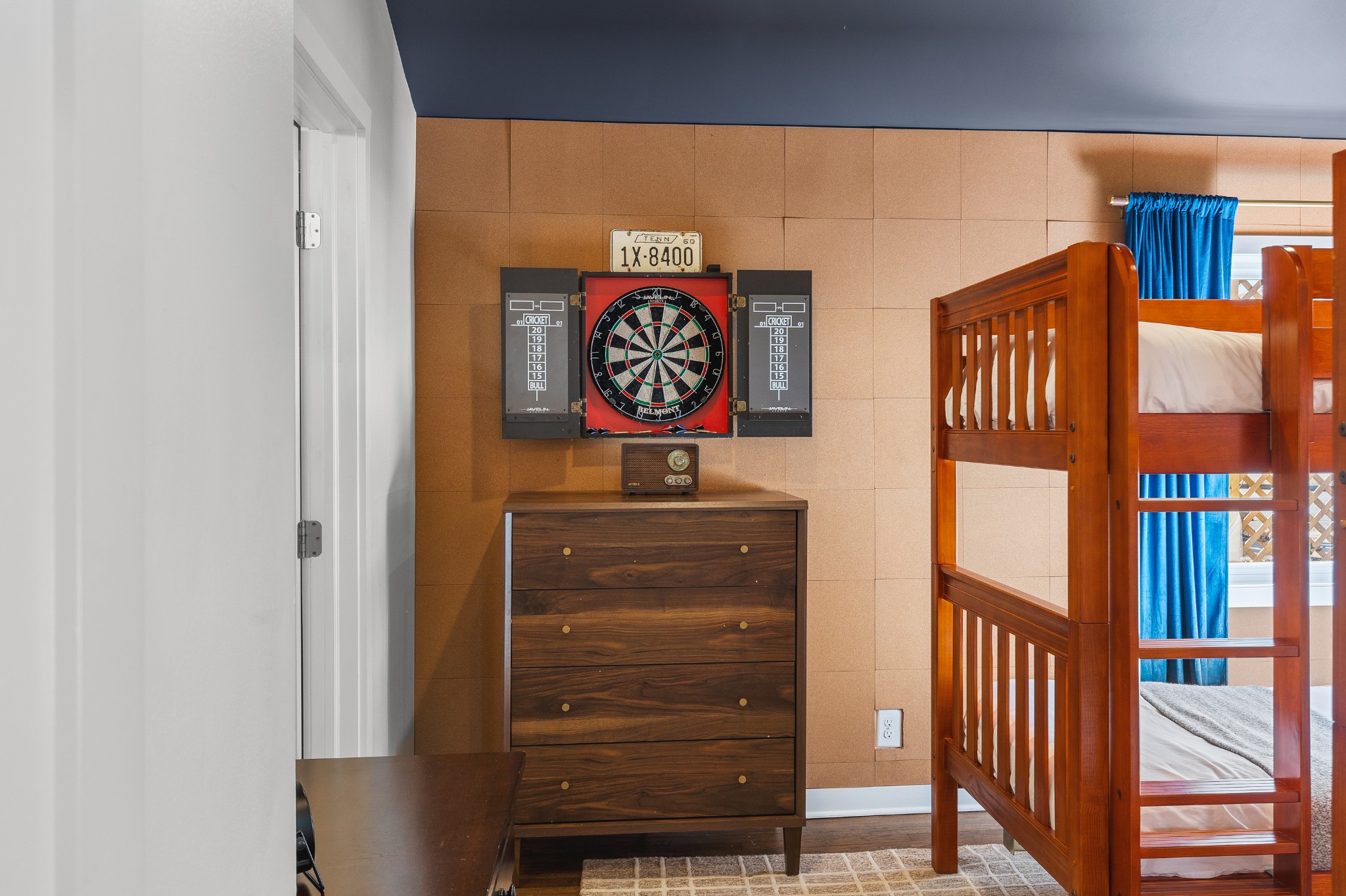 1222 Gallatin Ave Unit: 6