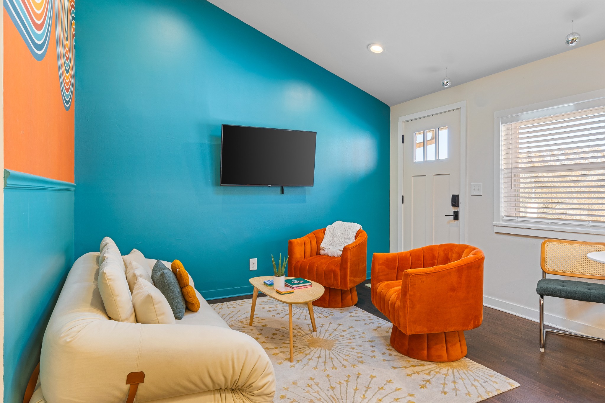 1222 Gallatin Ave Unit: 7