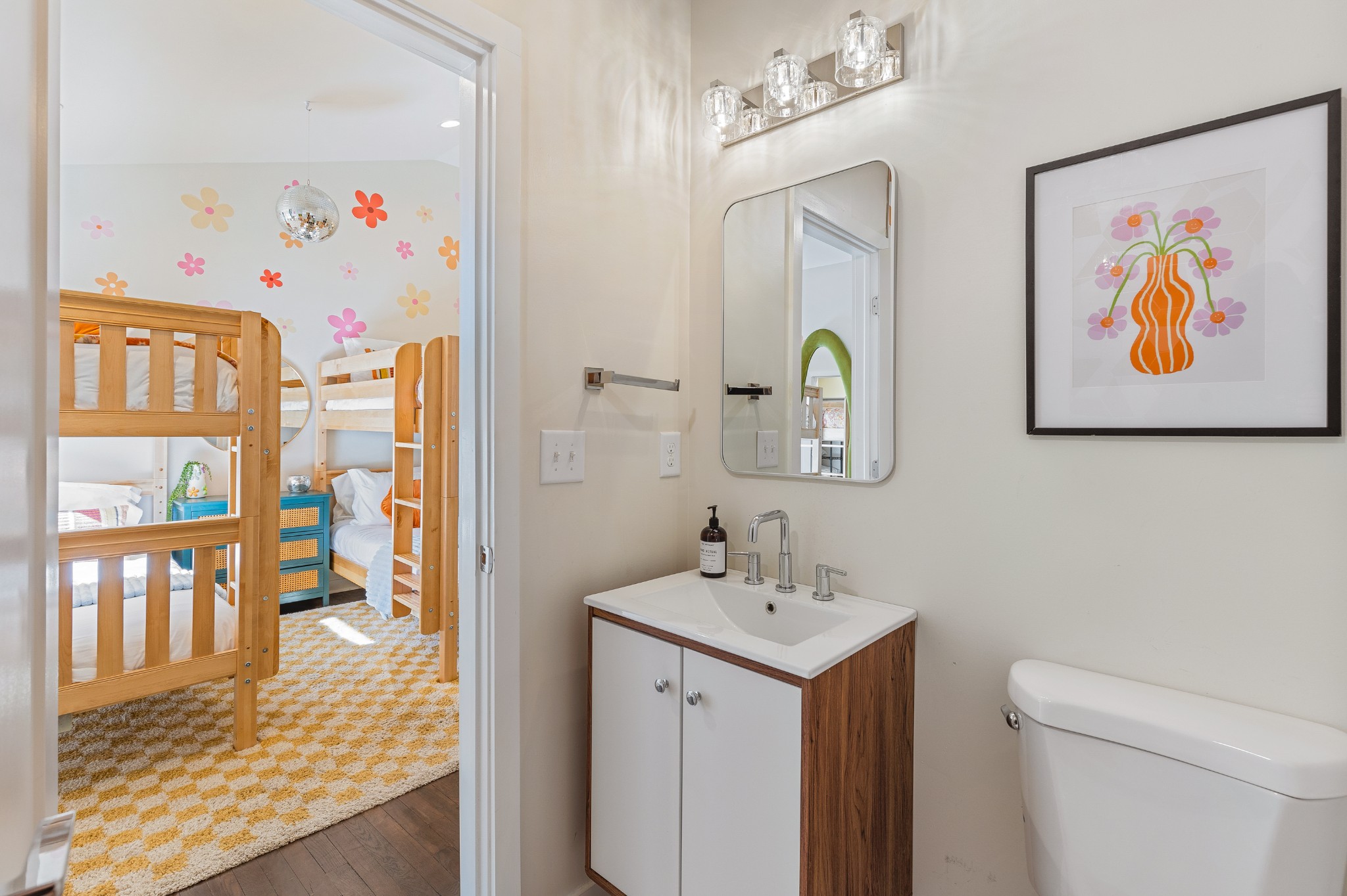 1222 Gallatin Ave Unit: 7