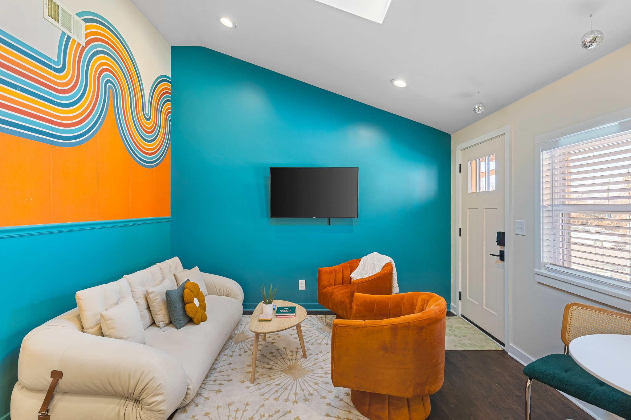 1222 Gallatin Ave Unit: 7