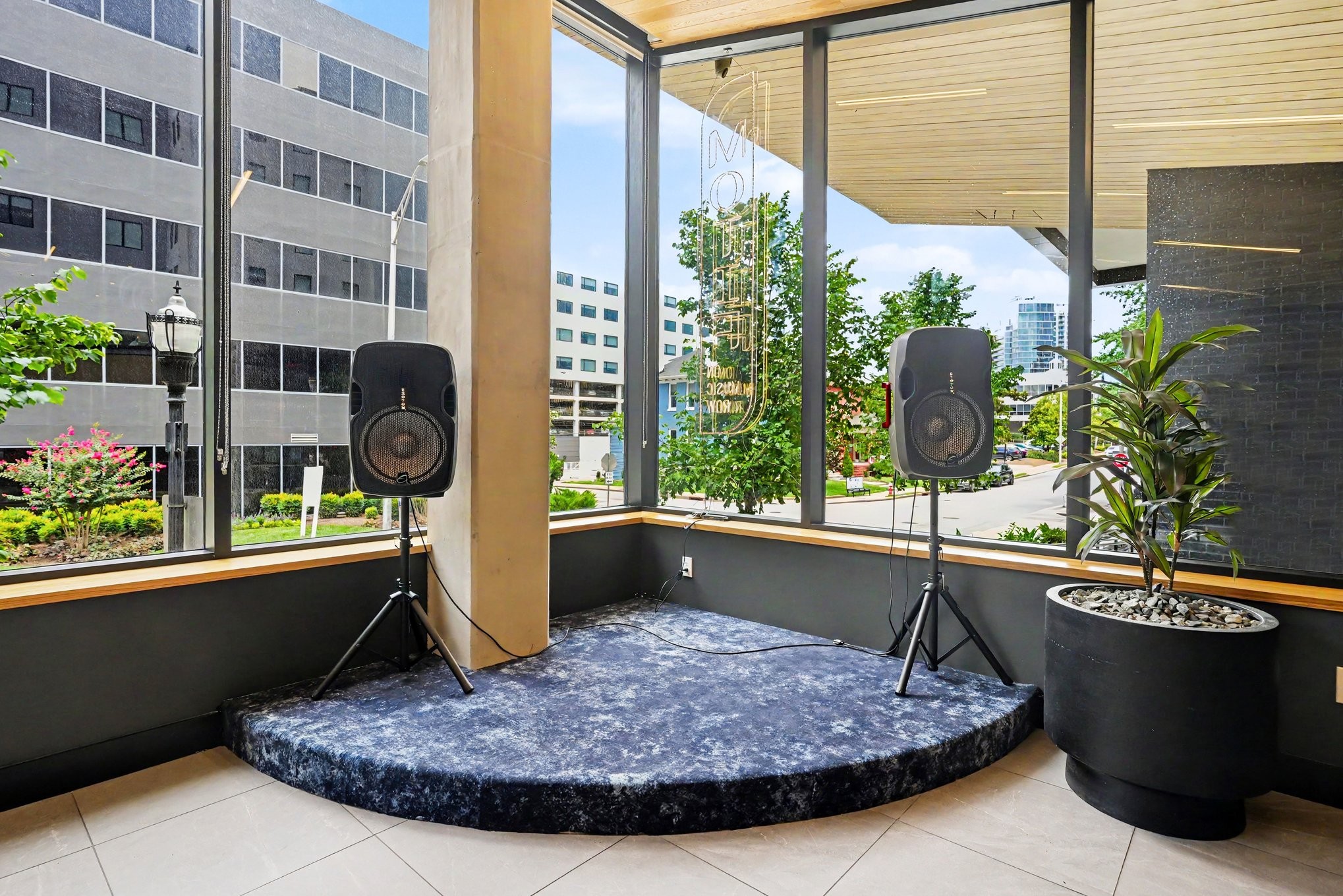 50 Music Sq, W Unit: 723