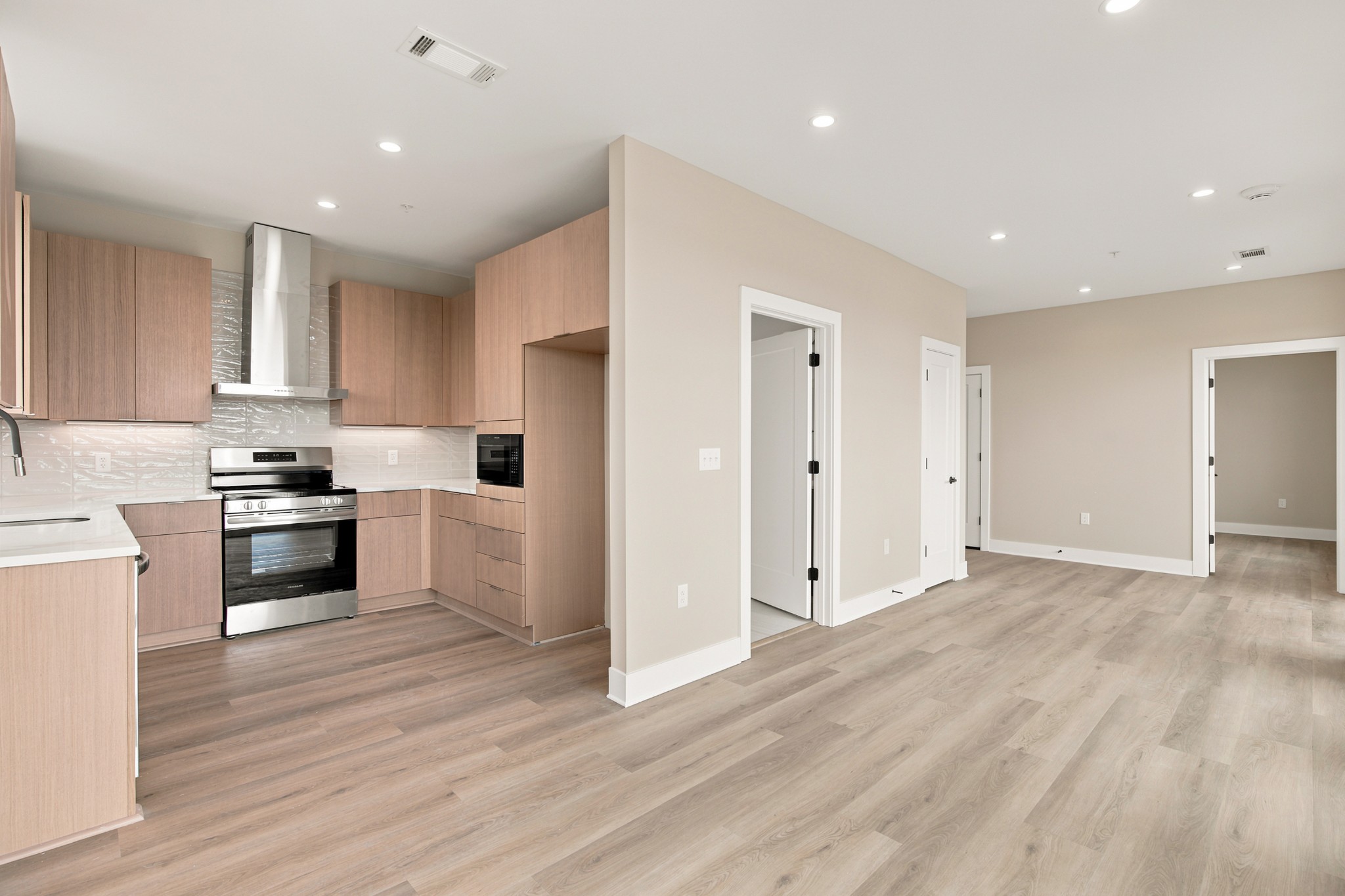 730 Main St Unit: 608