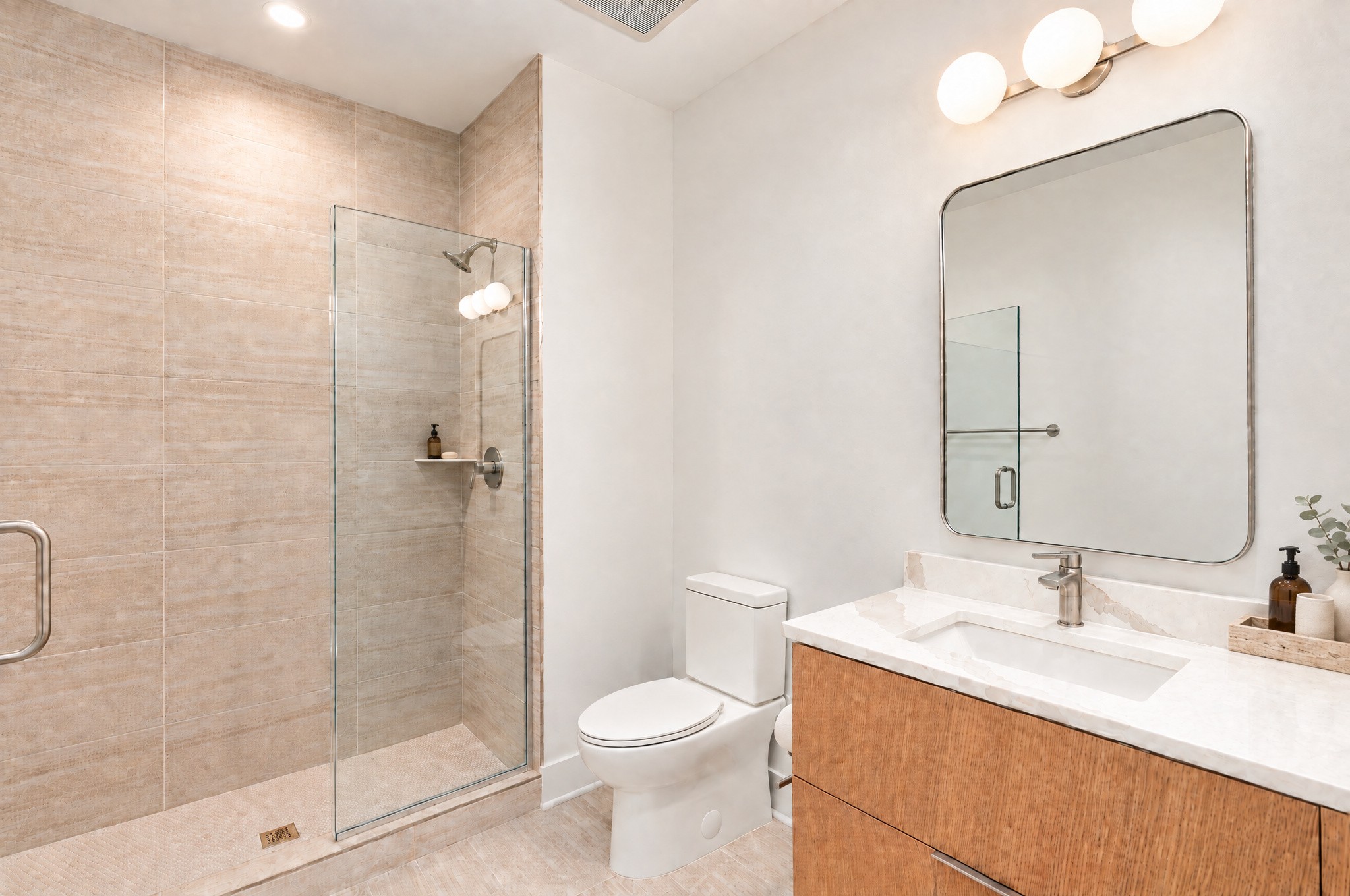 730 Main St Unit: 608