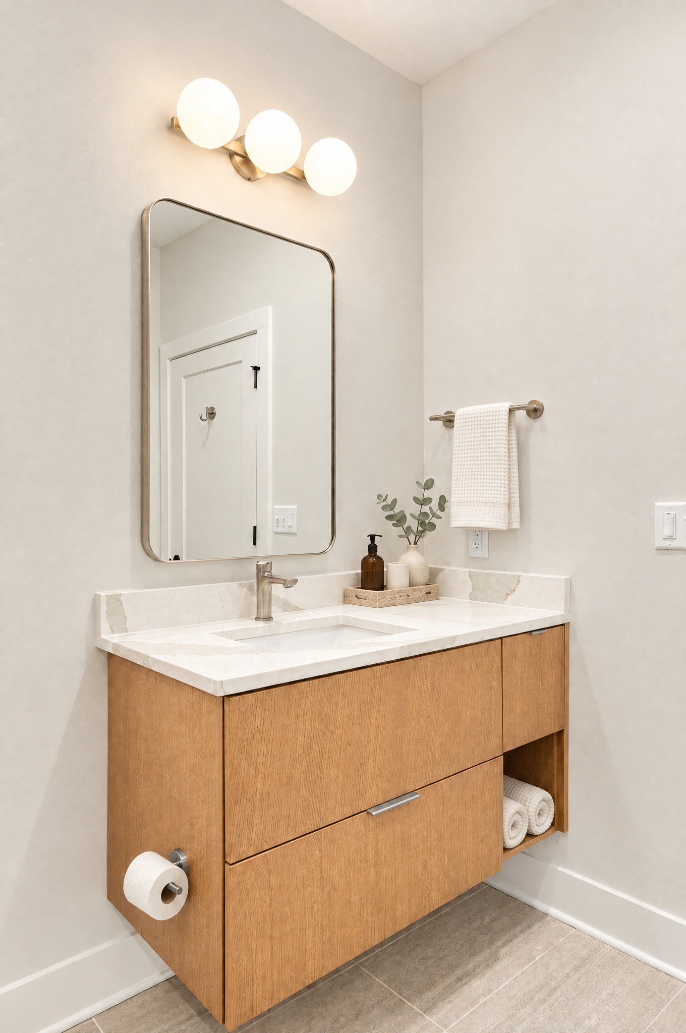 730 Main St Unit: 608