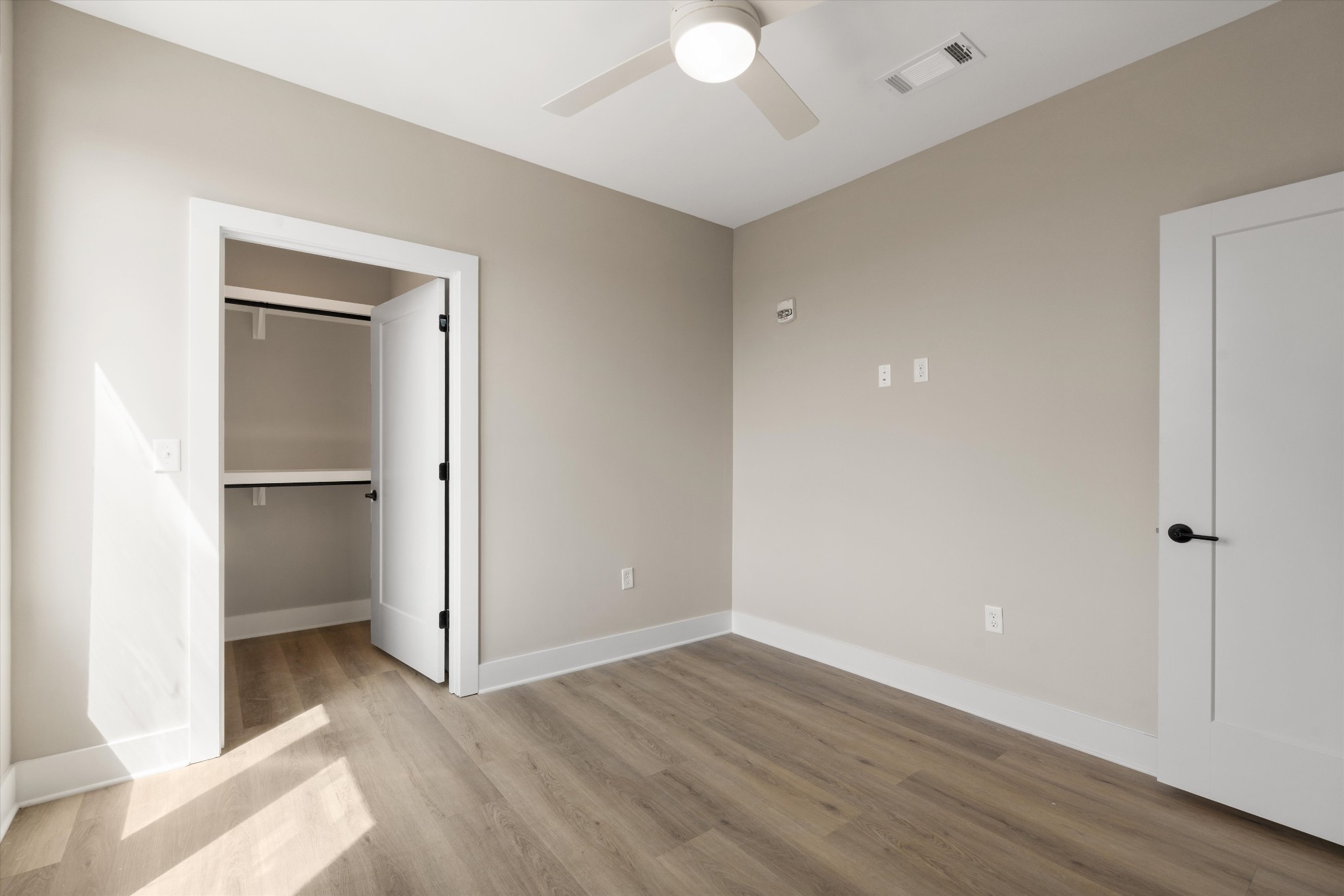 730 Main St Unit: 412
