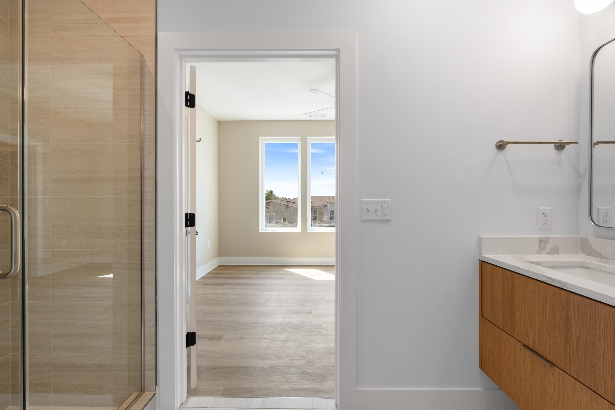 730 Main St Unit: 412