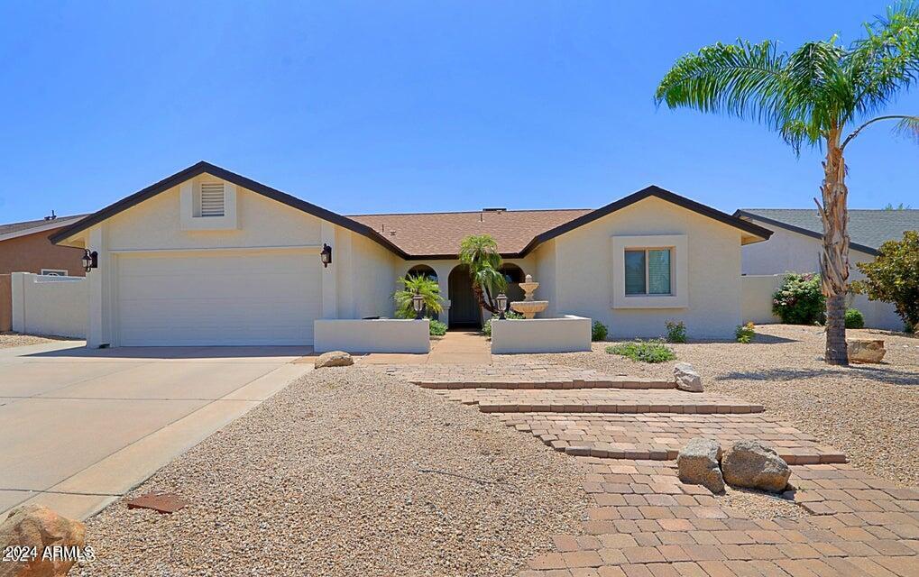 6839 E KELTON Lane