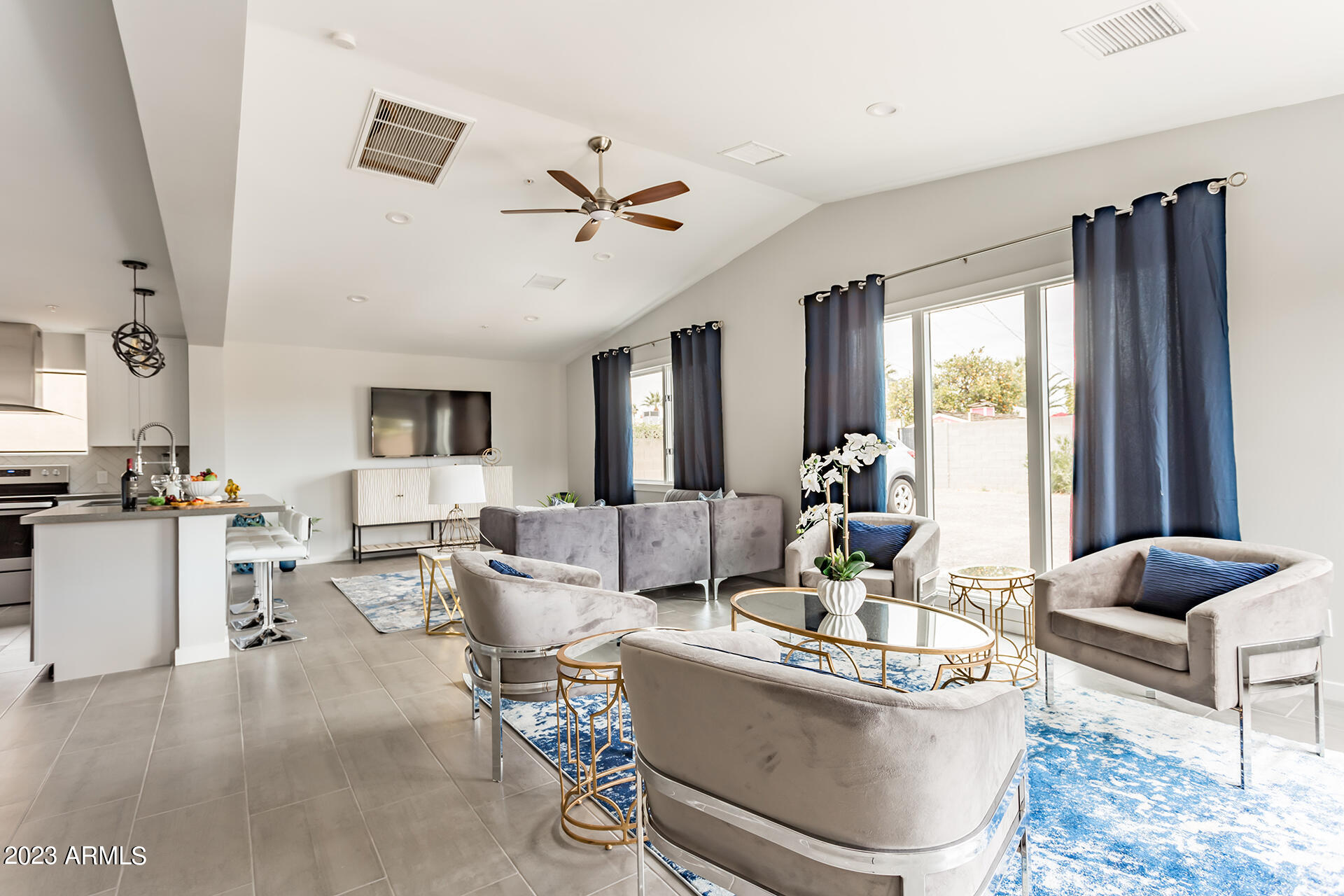 7526 E Camelback Road