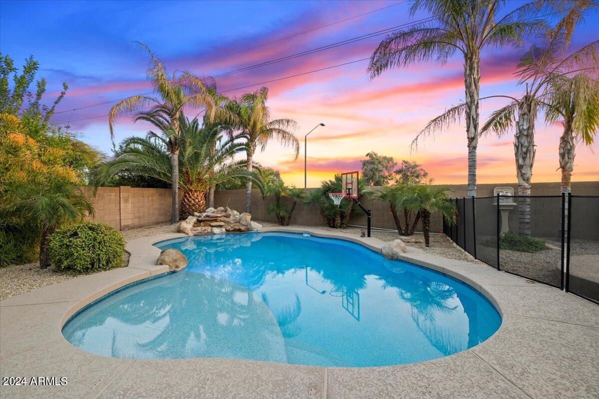 3105 E Princeton Avenue