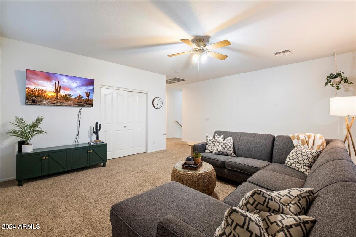 3105 E Princeton Avenue