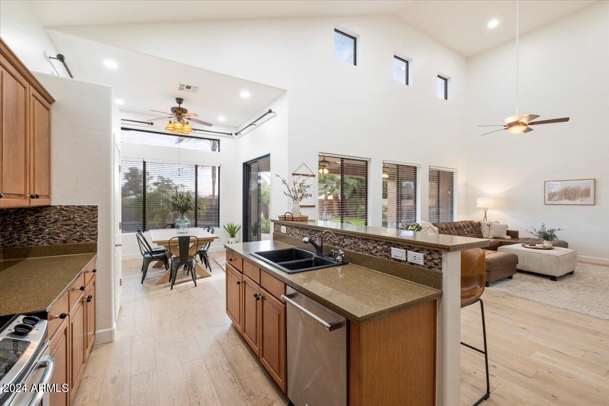 3105 E Princeton Avenue