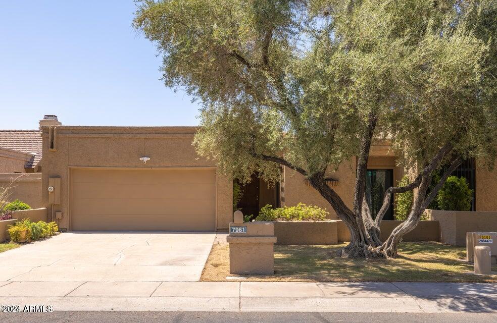7961 E SOLANO Drive