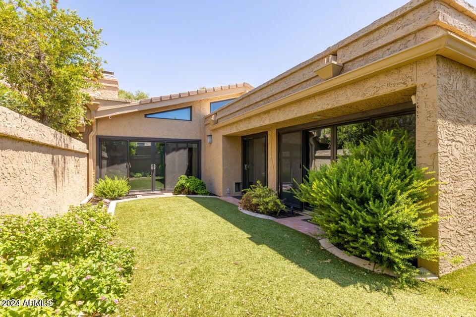 7961 E SOLANO Drive