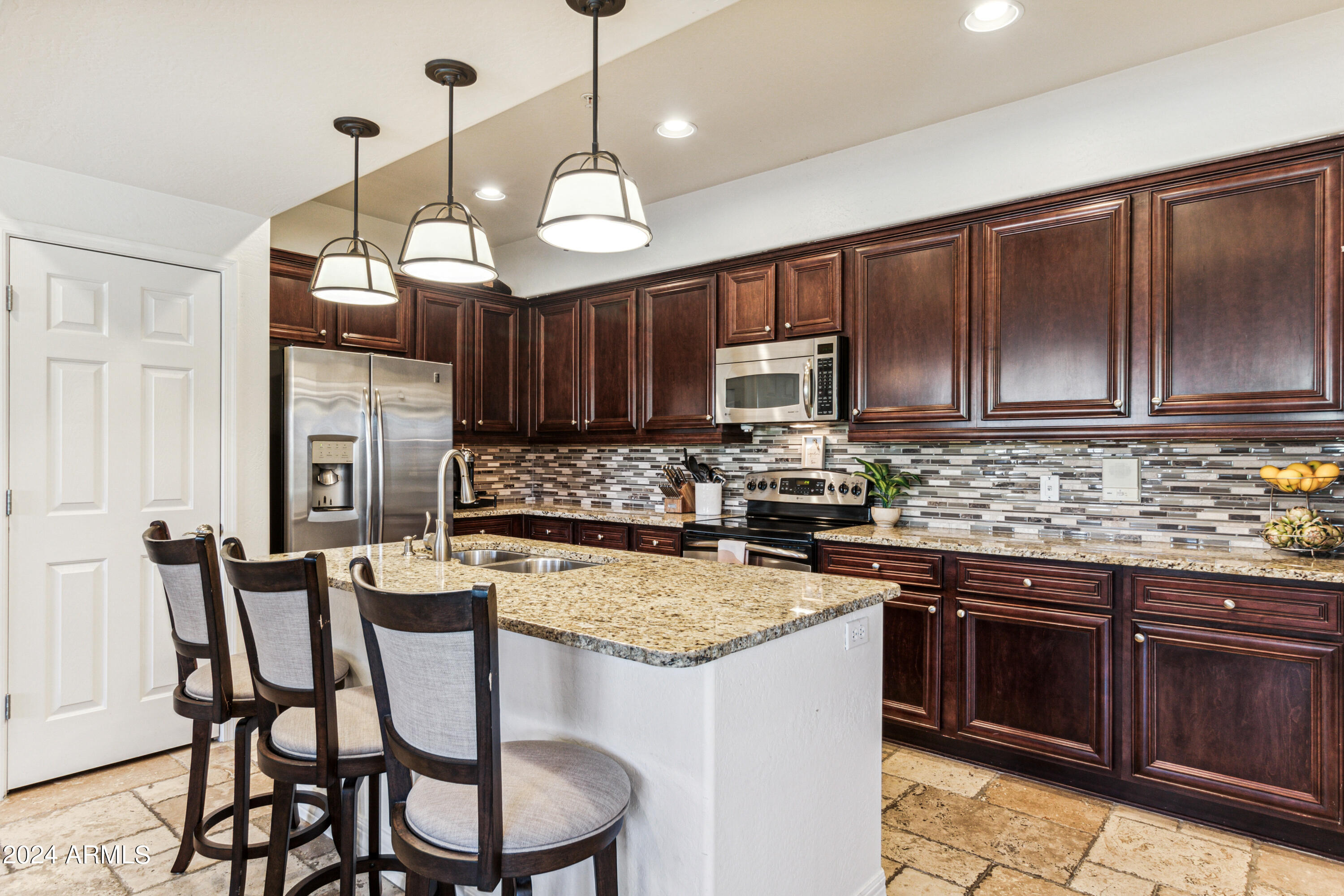 3935 E ROUGH RIDER Road, 1184