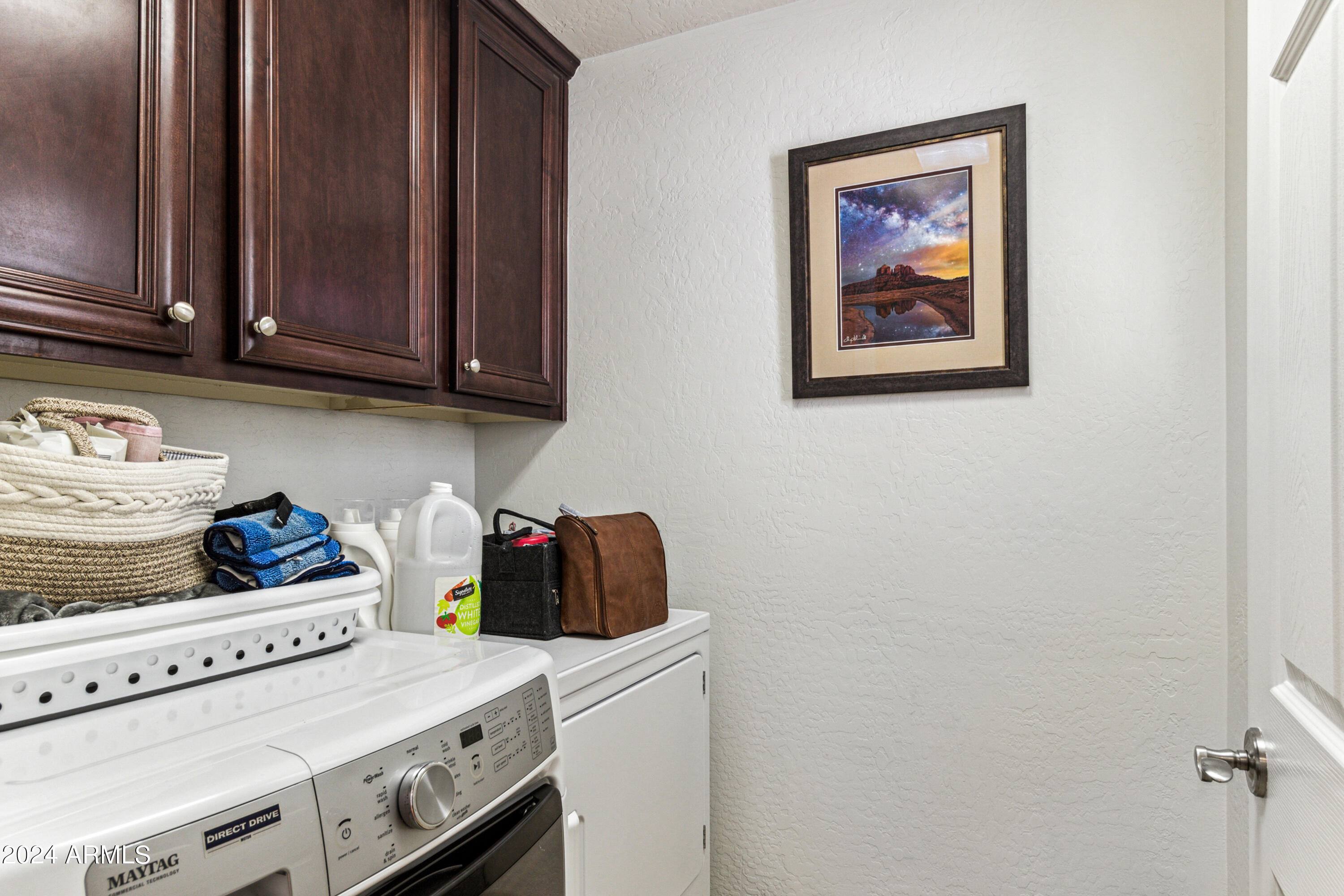3935 E ROUGH RIDER Road, 1184