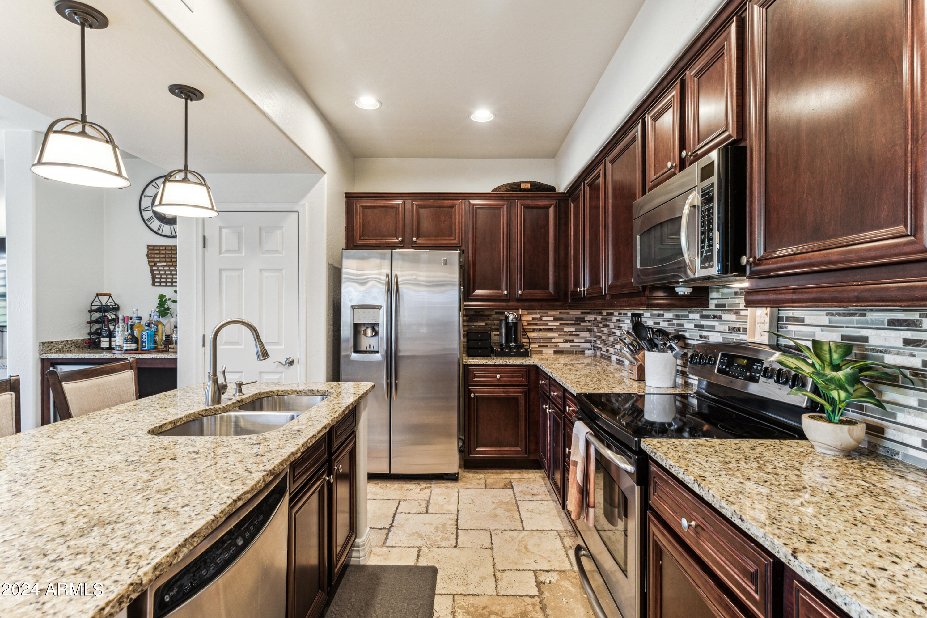3935 E ROUGH RIDER Road, 1184