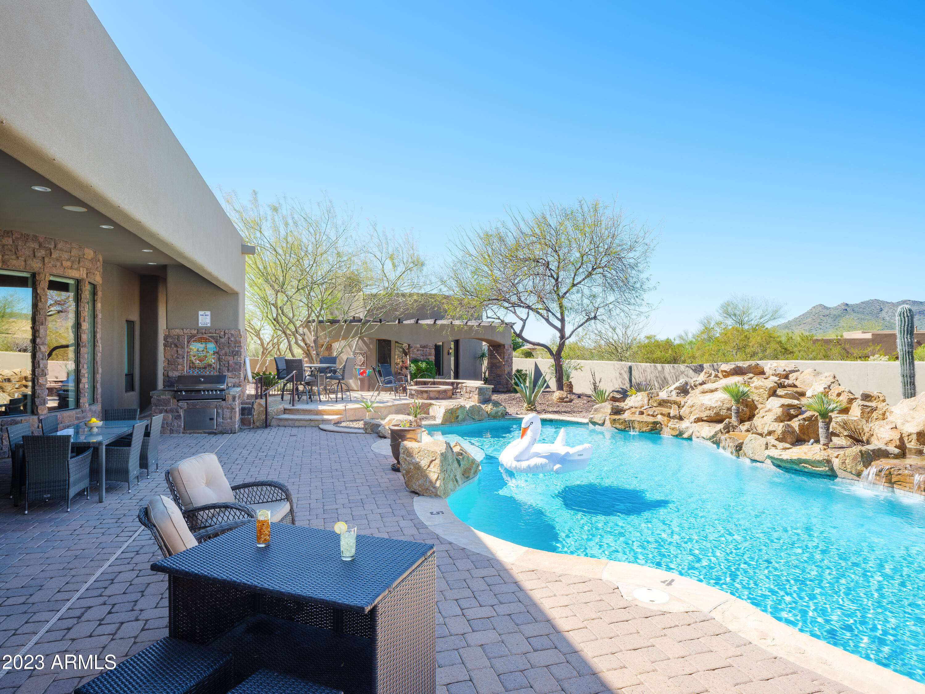 35982 N WILLOW CROSS Drive