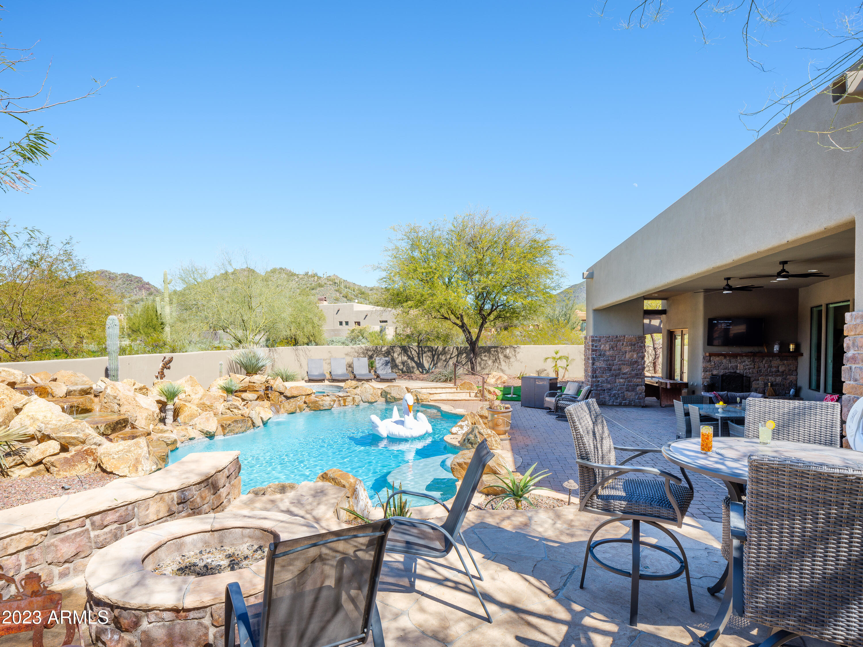 35982 N WILLOW CROSS Drive