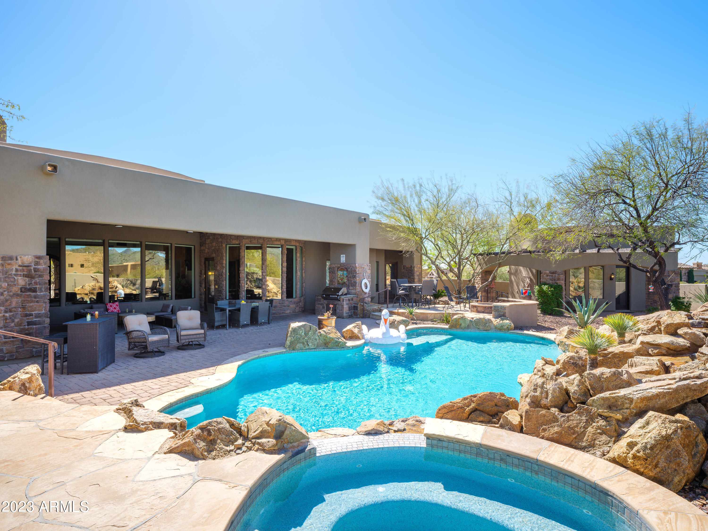 35982 N WILLOW CROSS Drive
