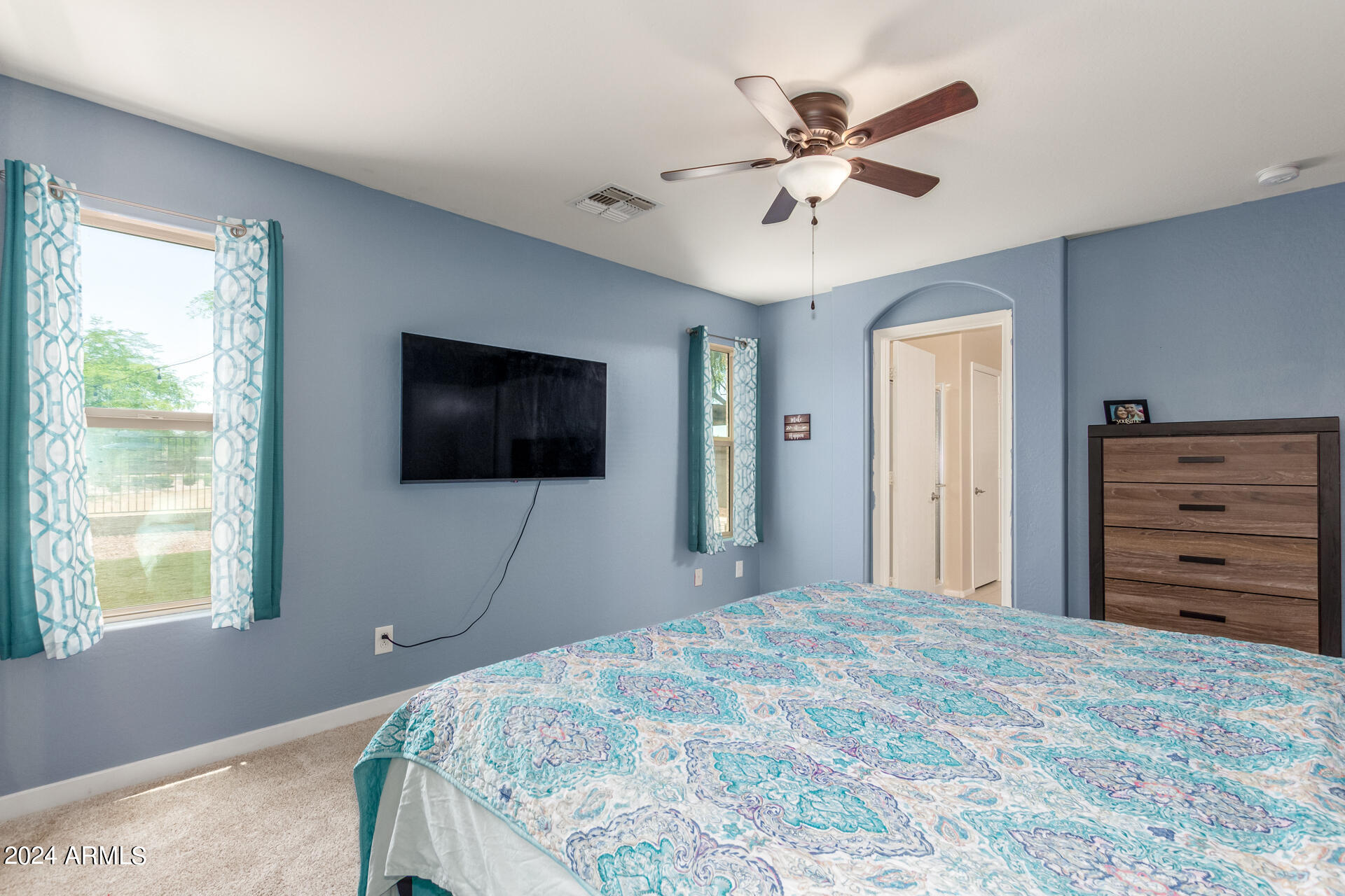 23637 W SONRISAS Street