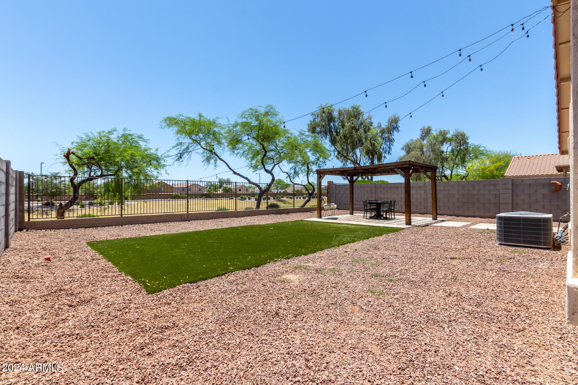 23637 W SONRISAS Street