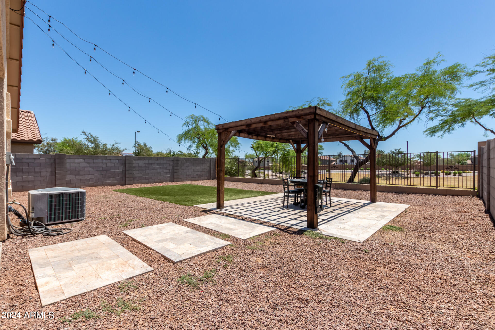 23637 W SONRISAS Street