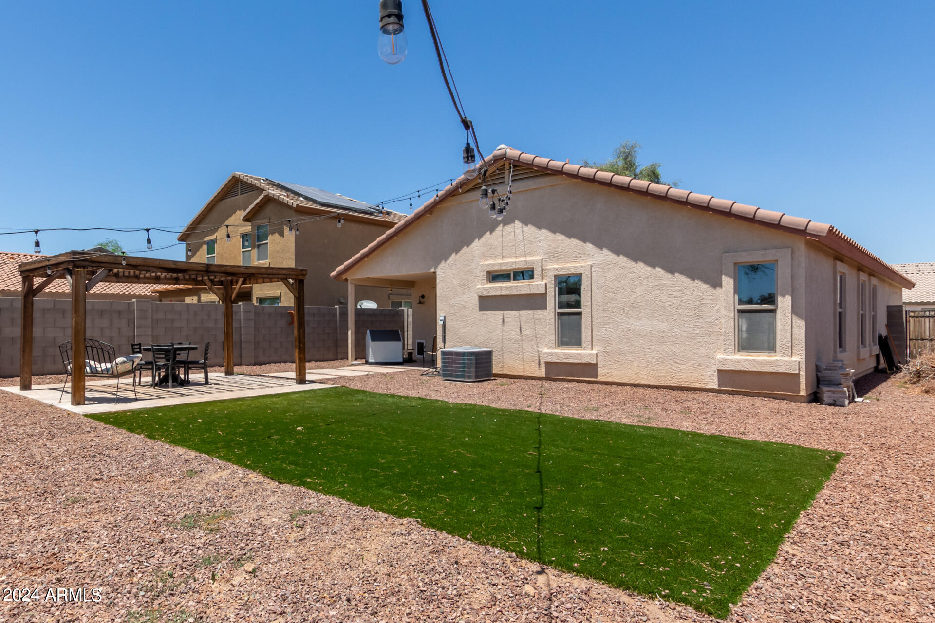 23637 W SONRISAS Street