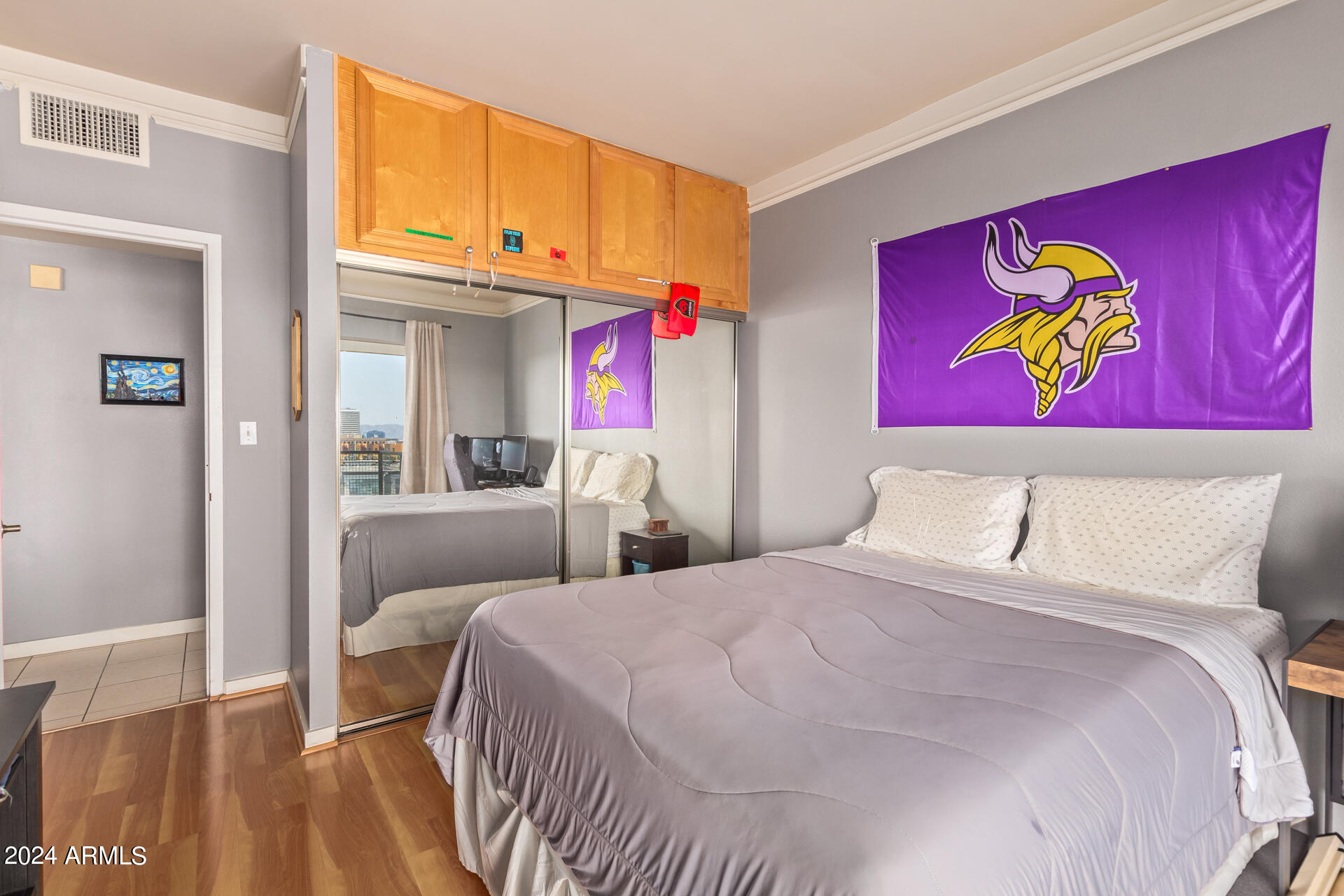 4750 N CENTRAL Avenue, 8J