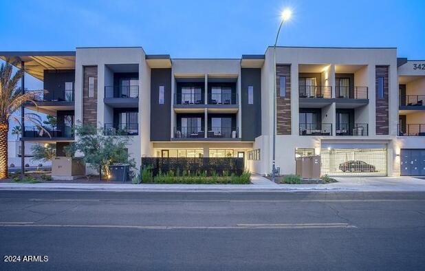 3425 N 70th Street, 2003