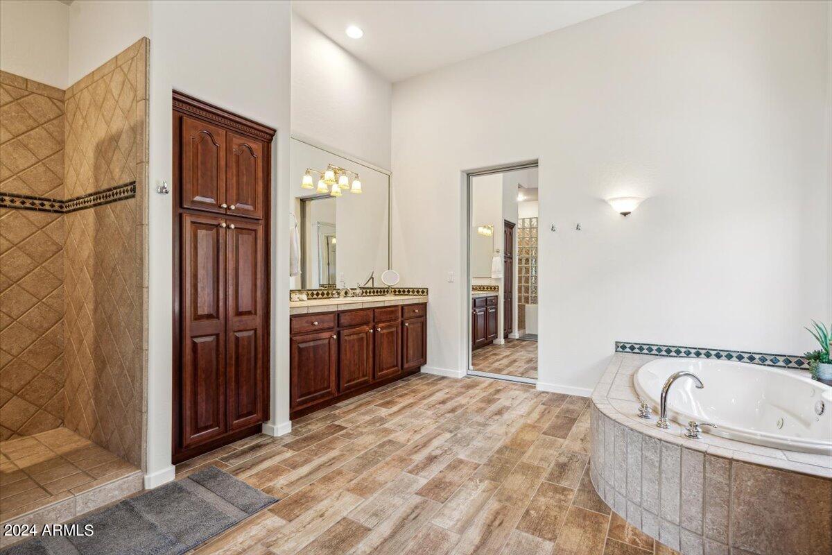 14586 E WETHERSFIELD Road