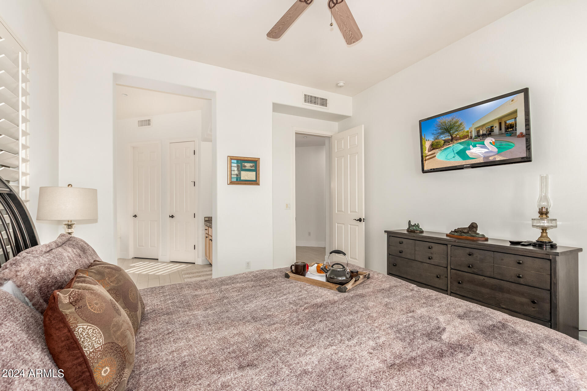 11302 E White Feather Lane