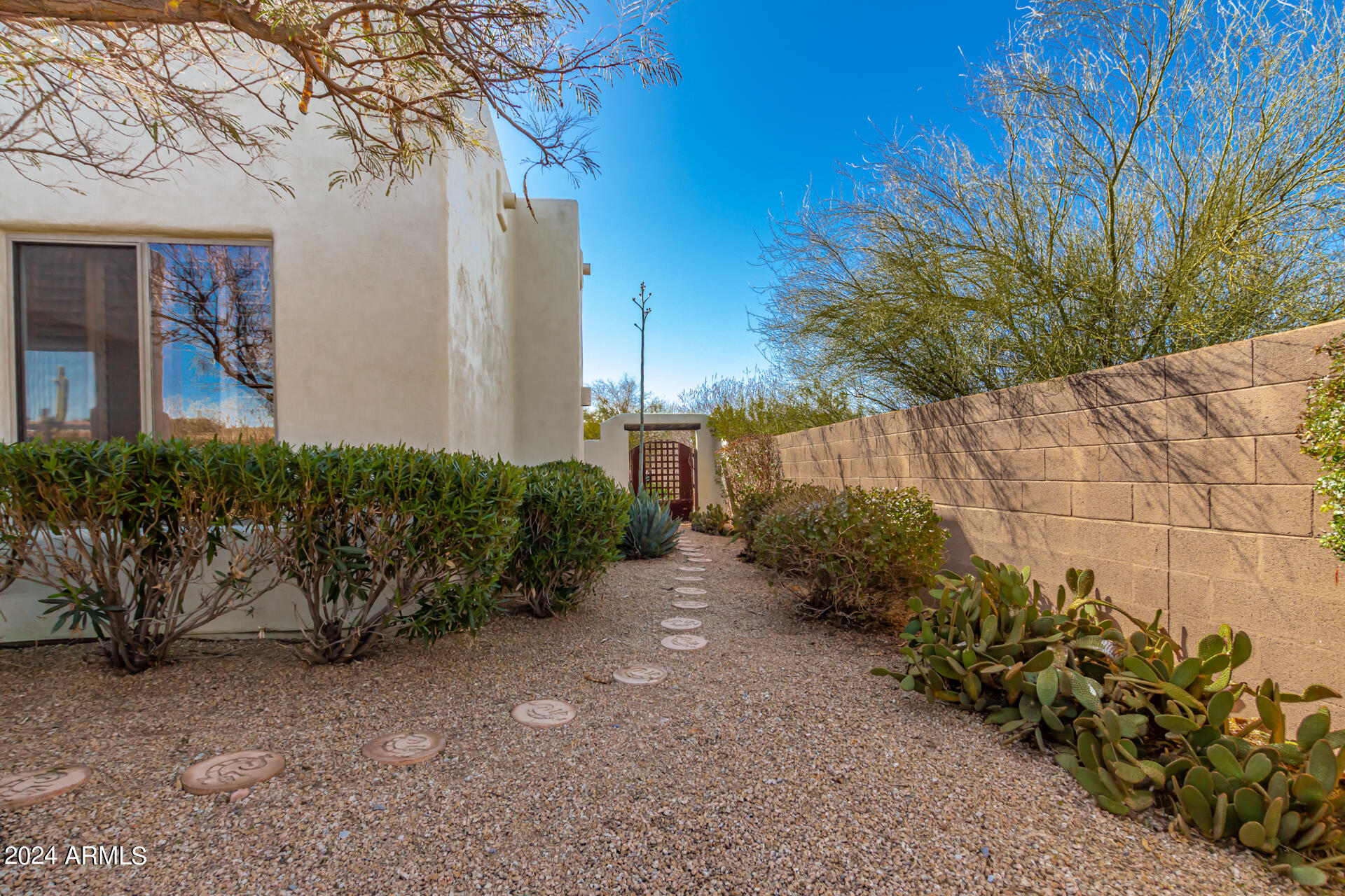 11302 E White Feather Lane