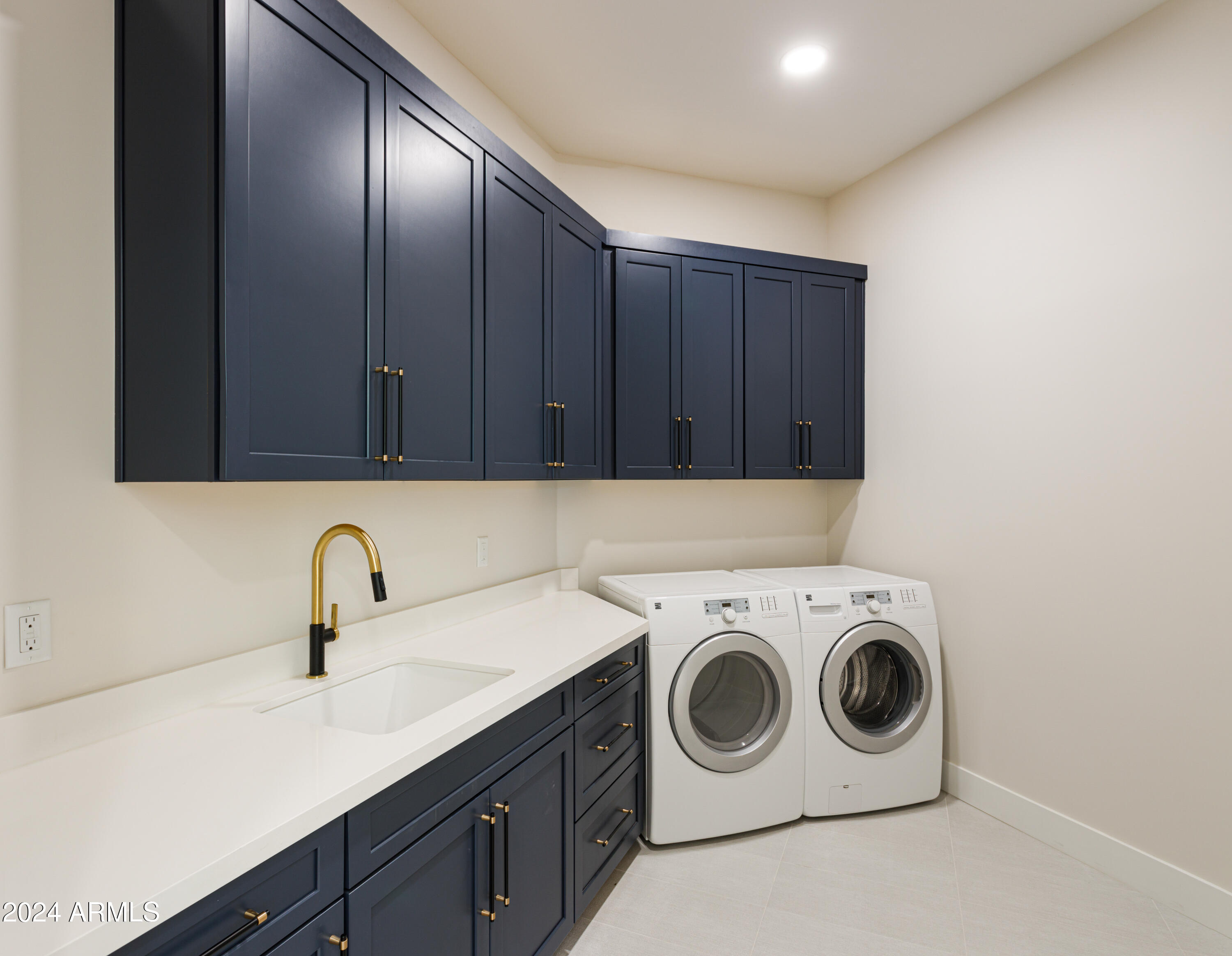 12077 E Laurel Lane