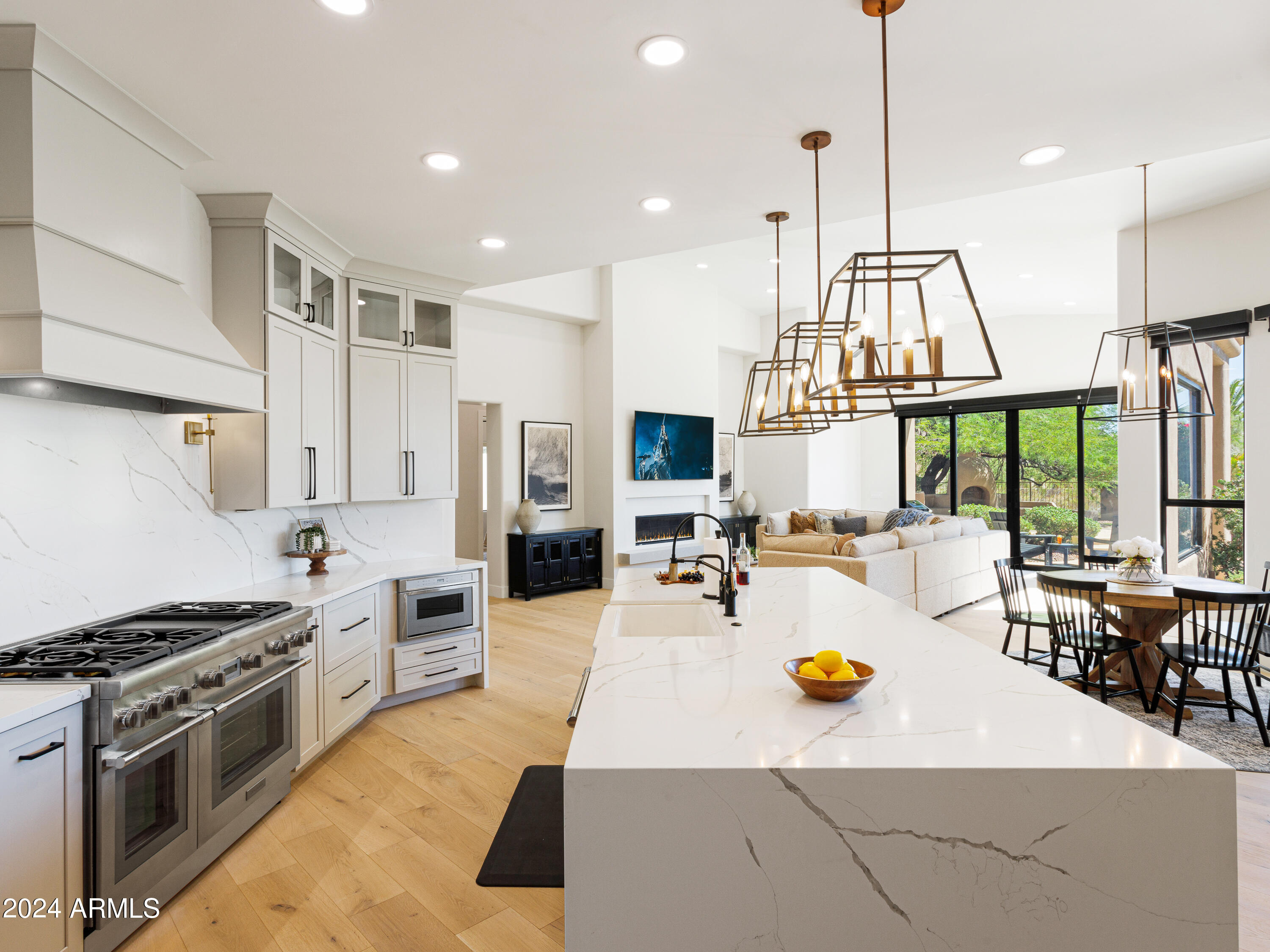 12077 E Laurel Lane