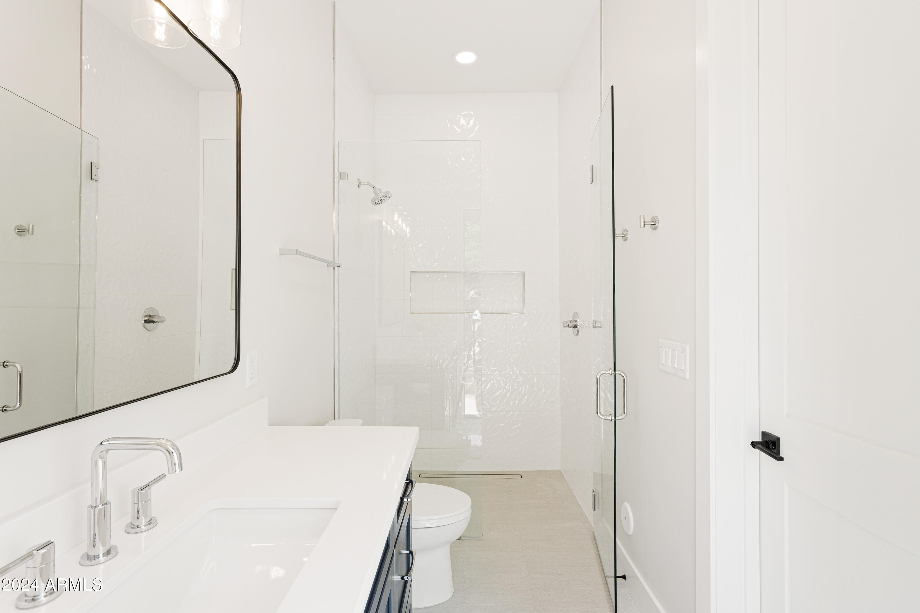 12077 E Laurel Lane