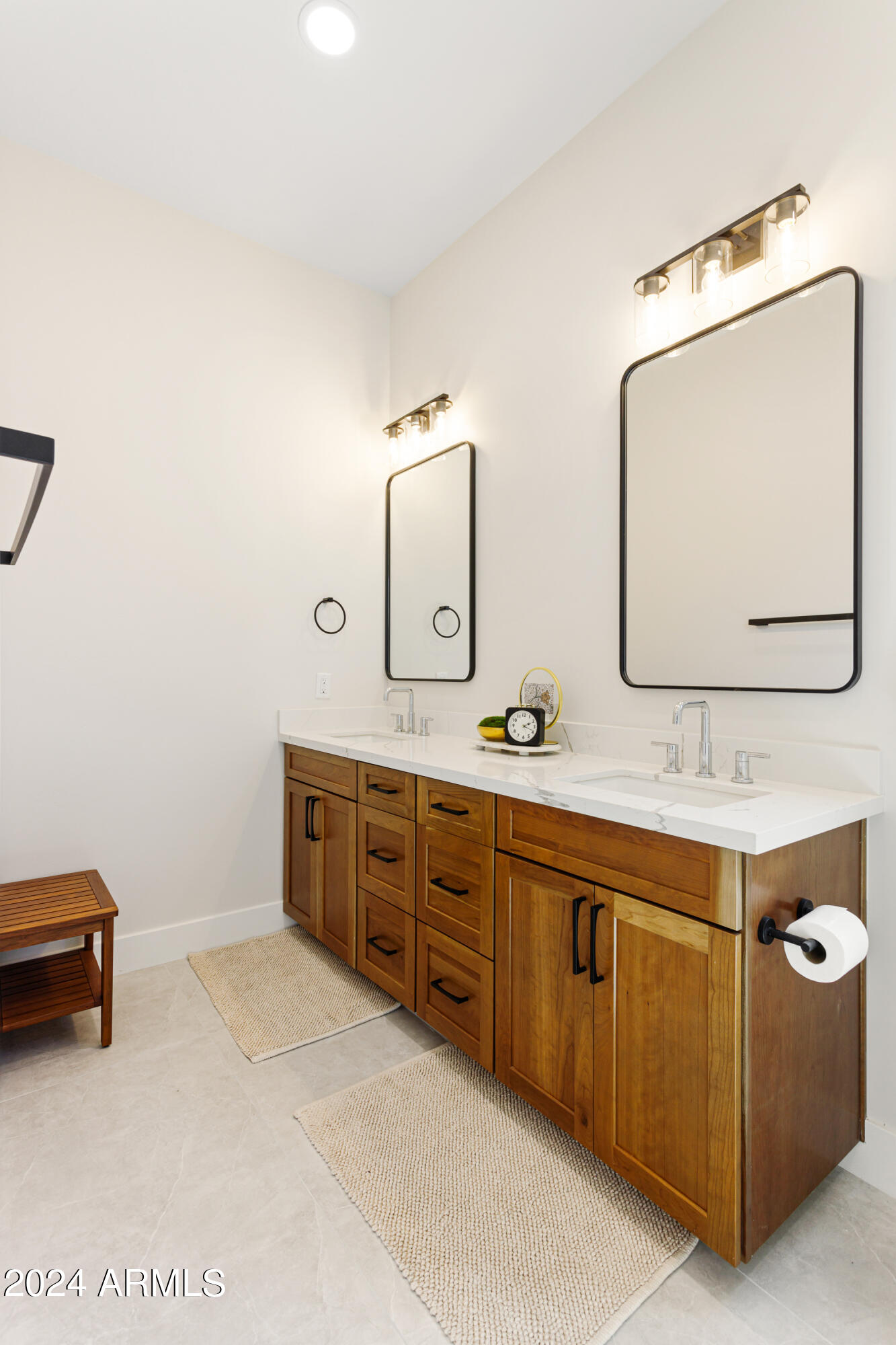 12077 E Laurel Lane