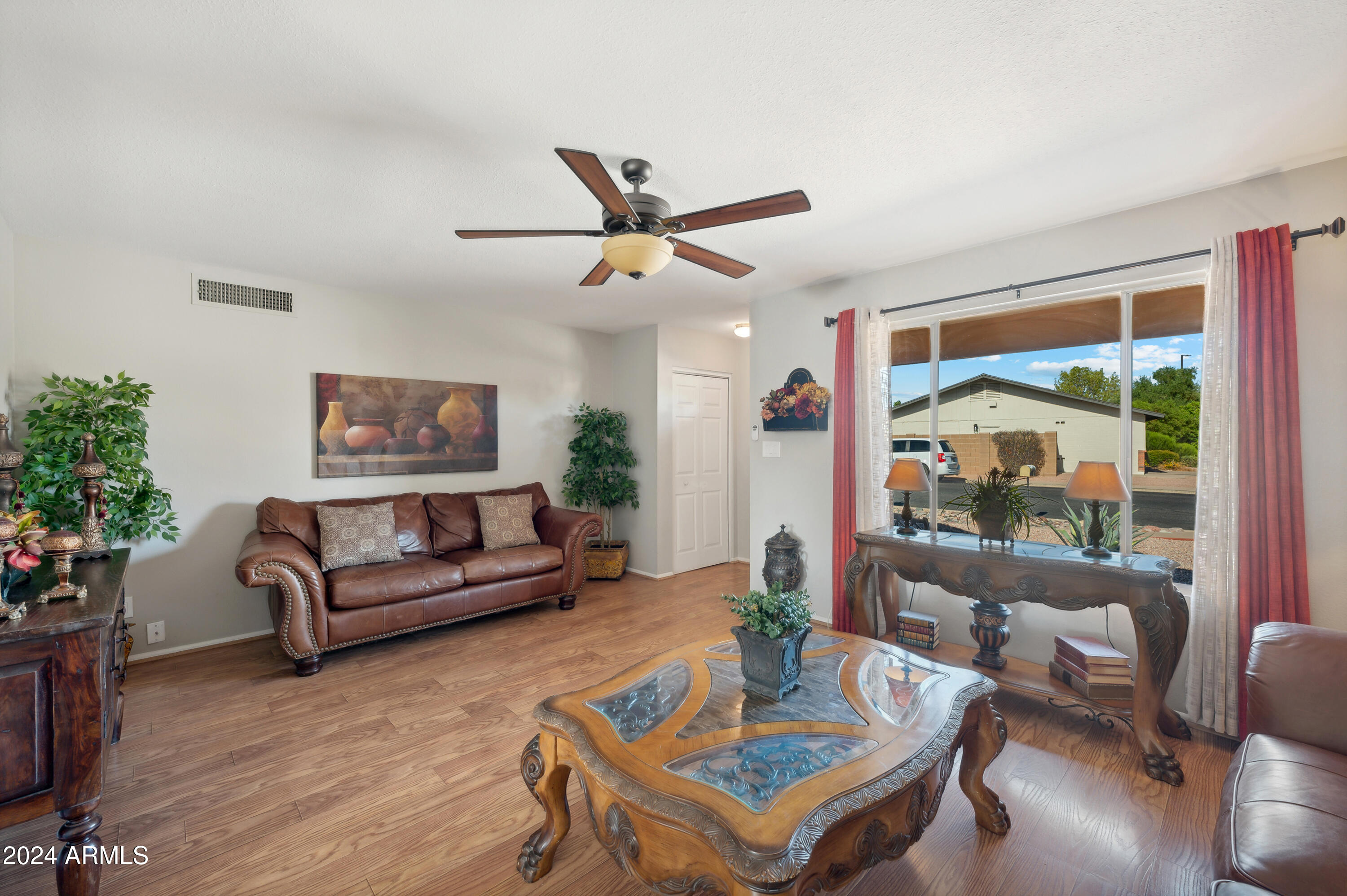 2249 W CALLE IGLESIA Avenue