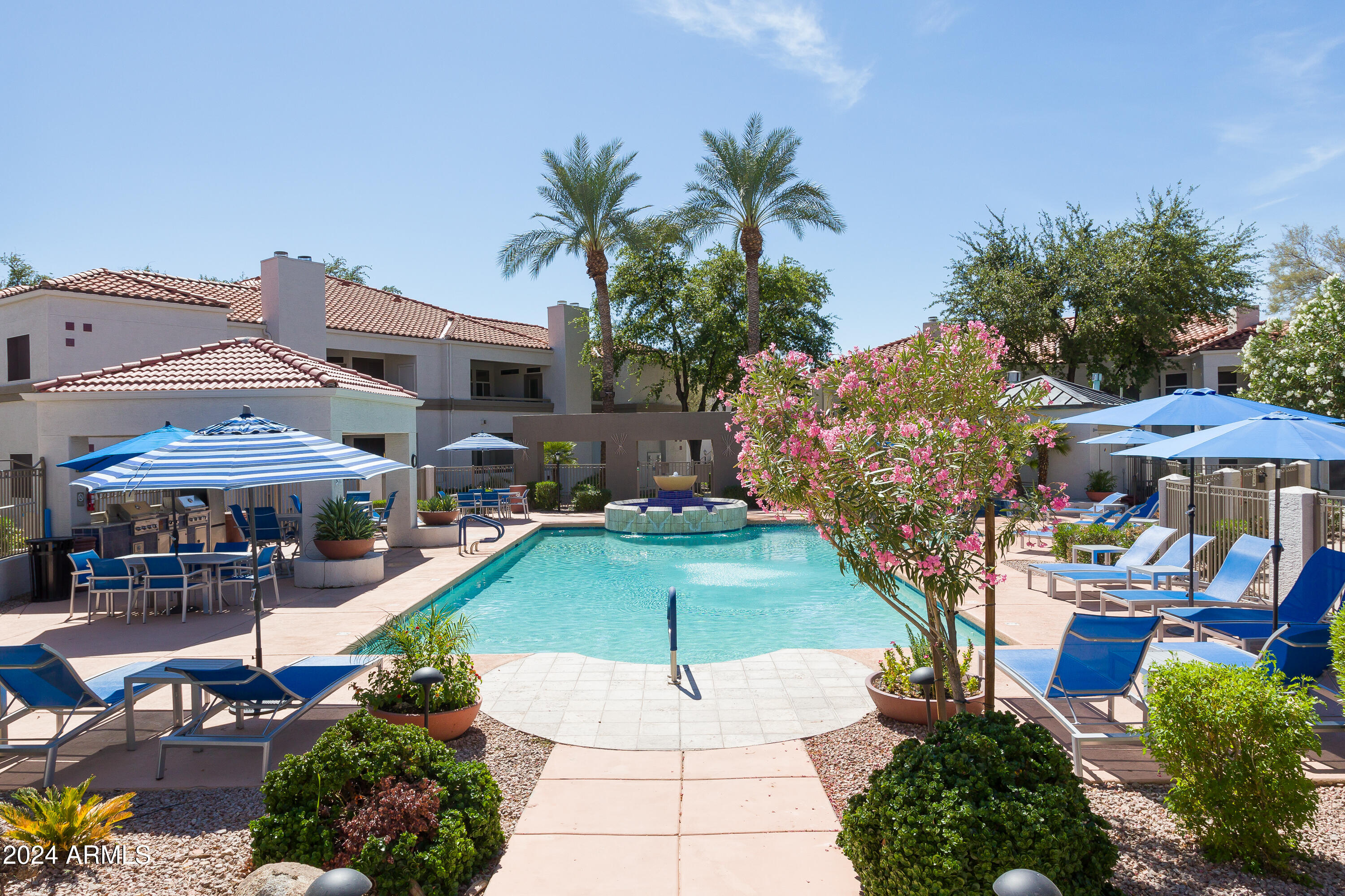 11375 E Sahuaro Drive, 1033