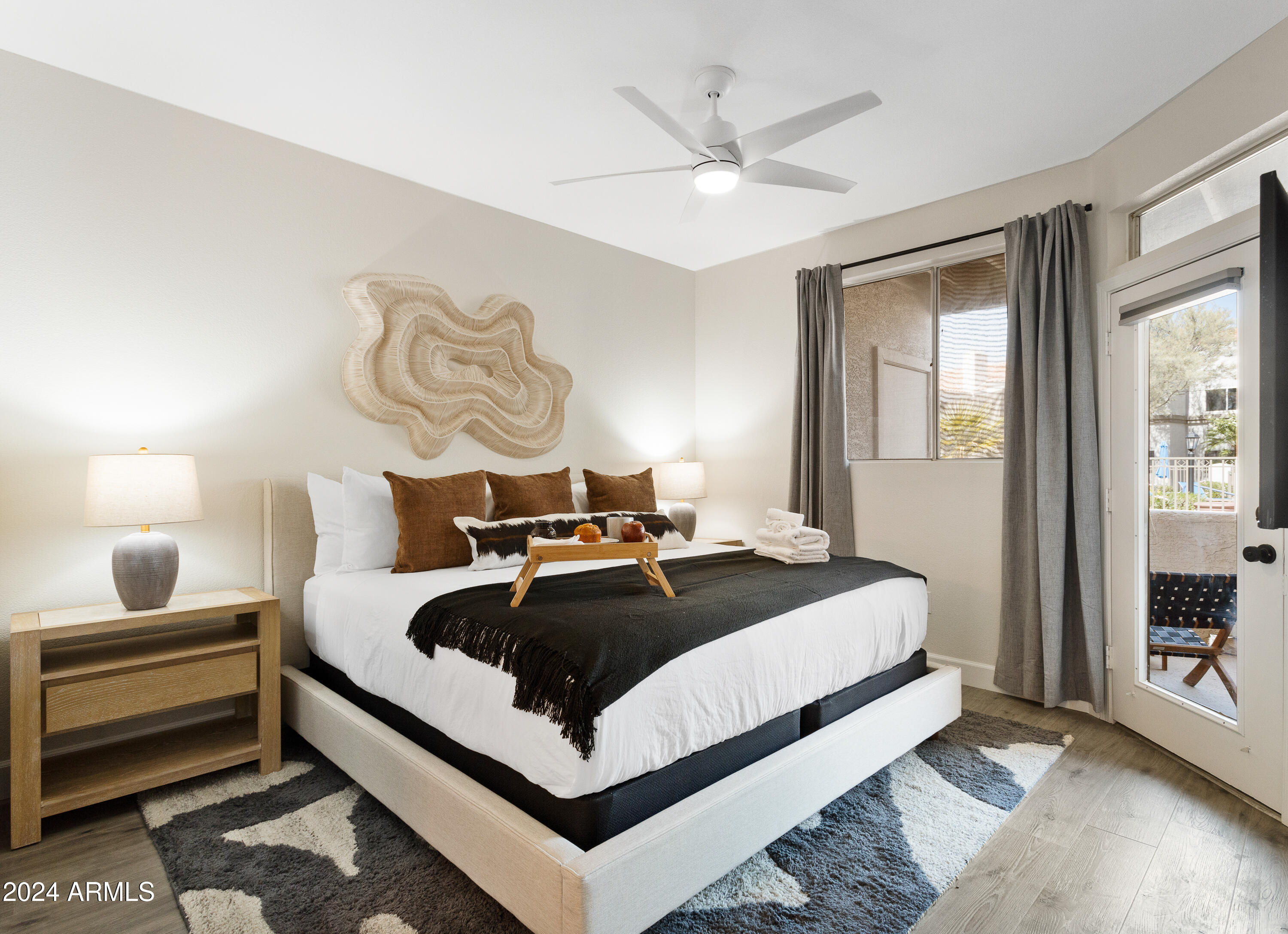 11375 E Sahuaro Drive, 1033