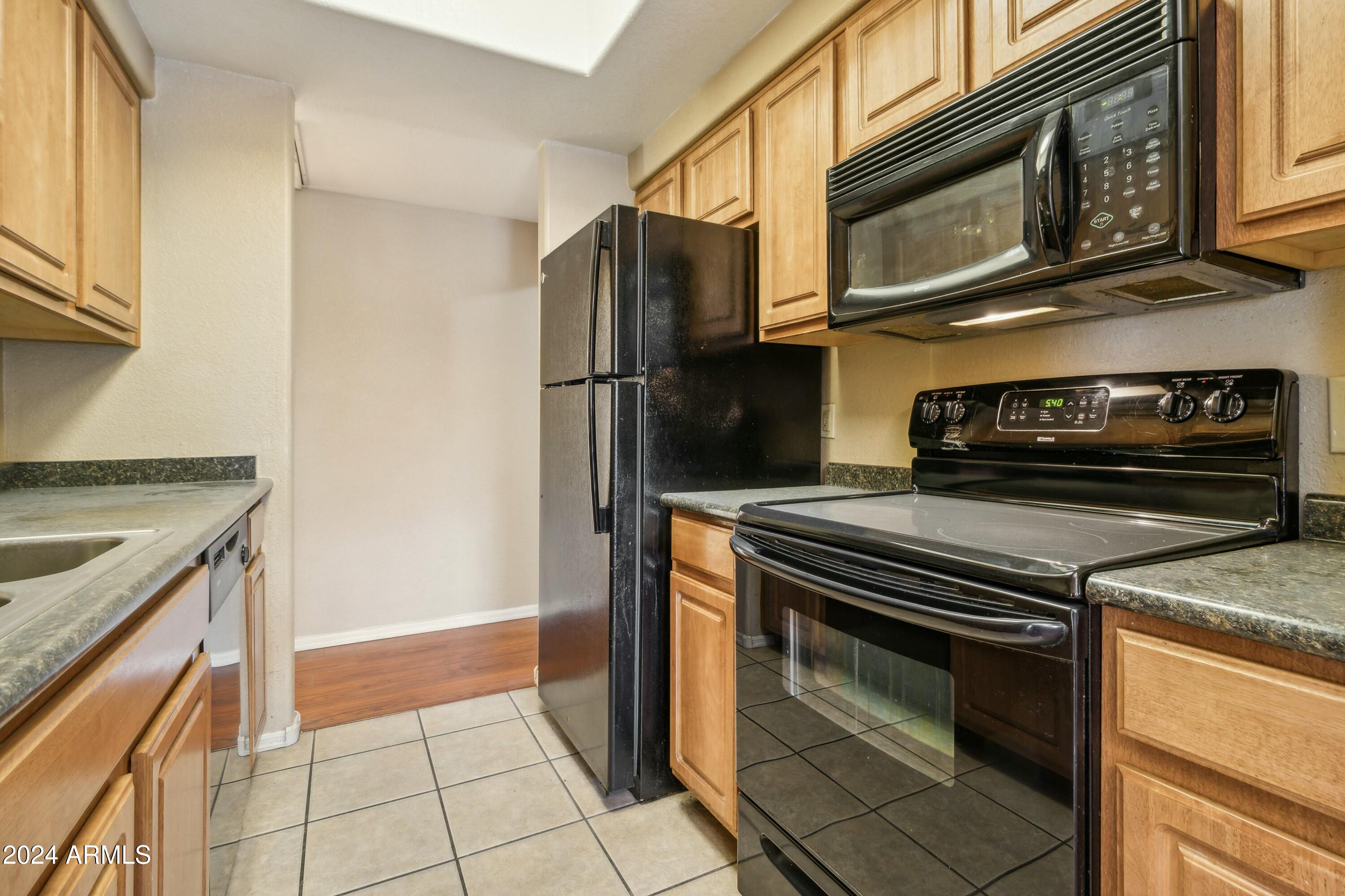 3434 E BASELINE Road, 260