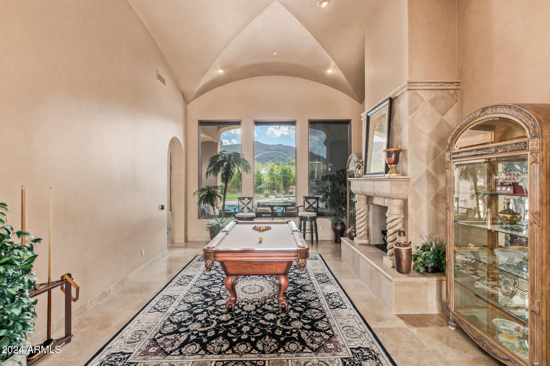 5339 E ROYAL PALM Road