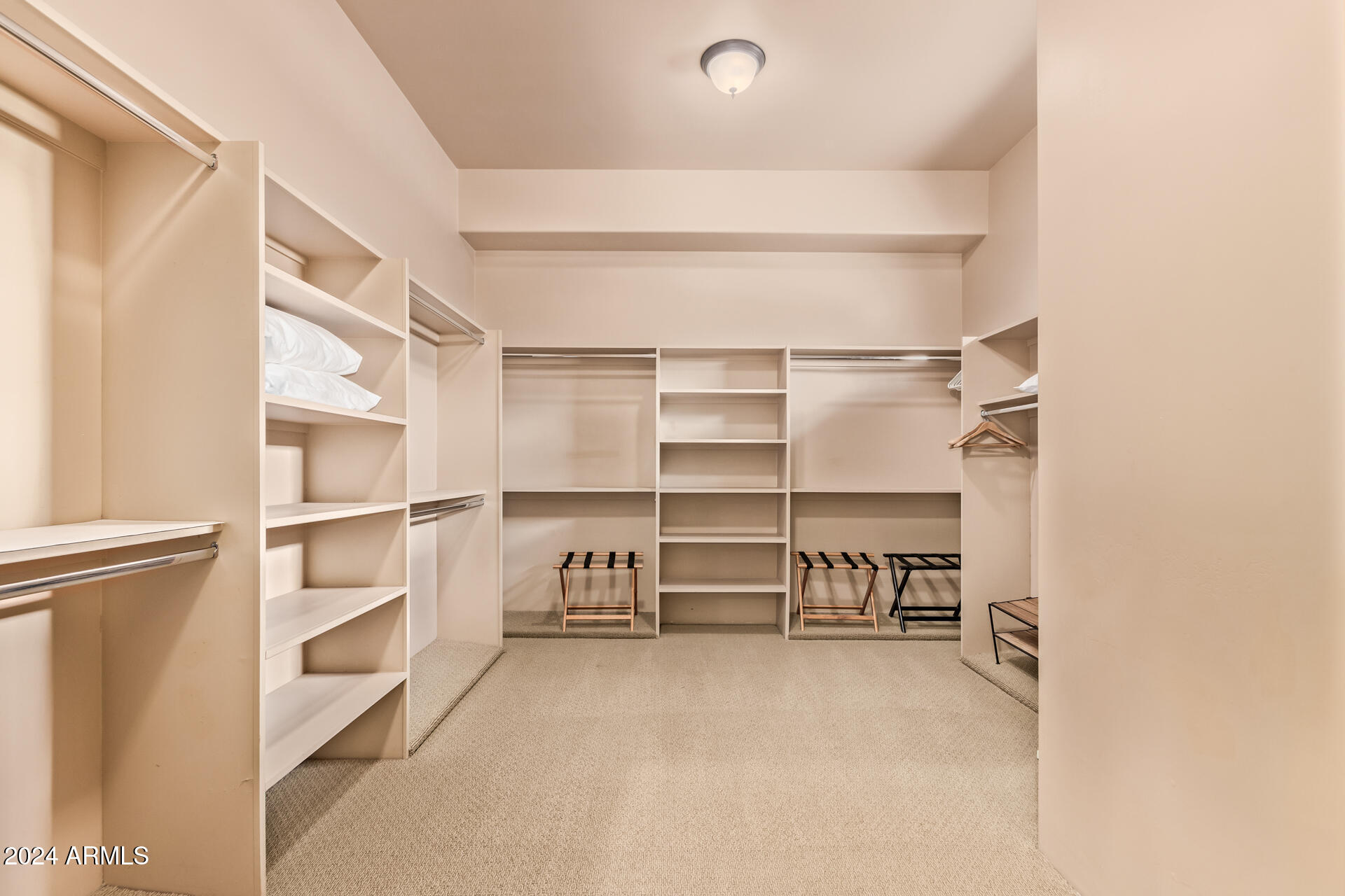 5339 E ROYAL PALM Road