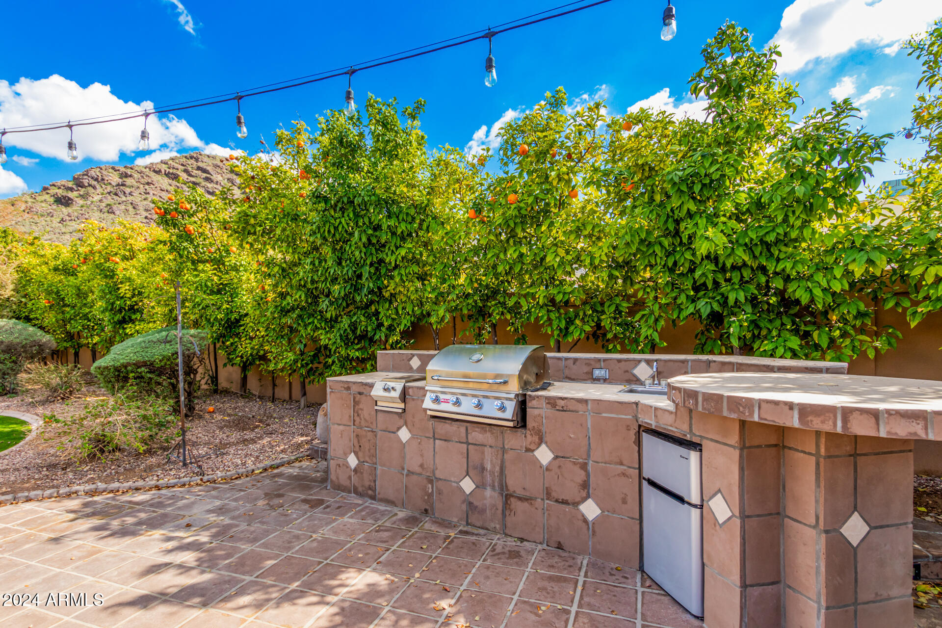 5339 E ROYAL PALM Road