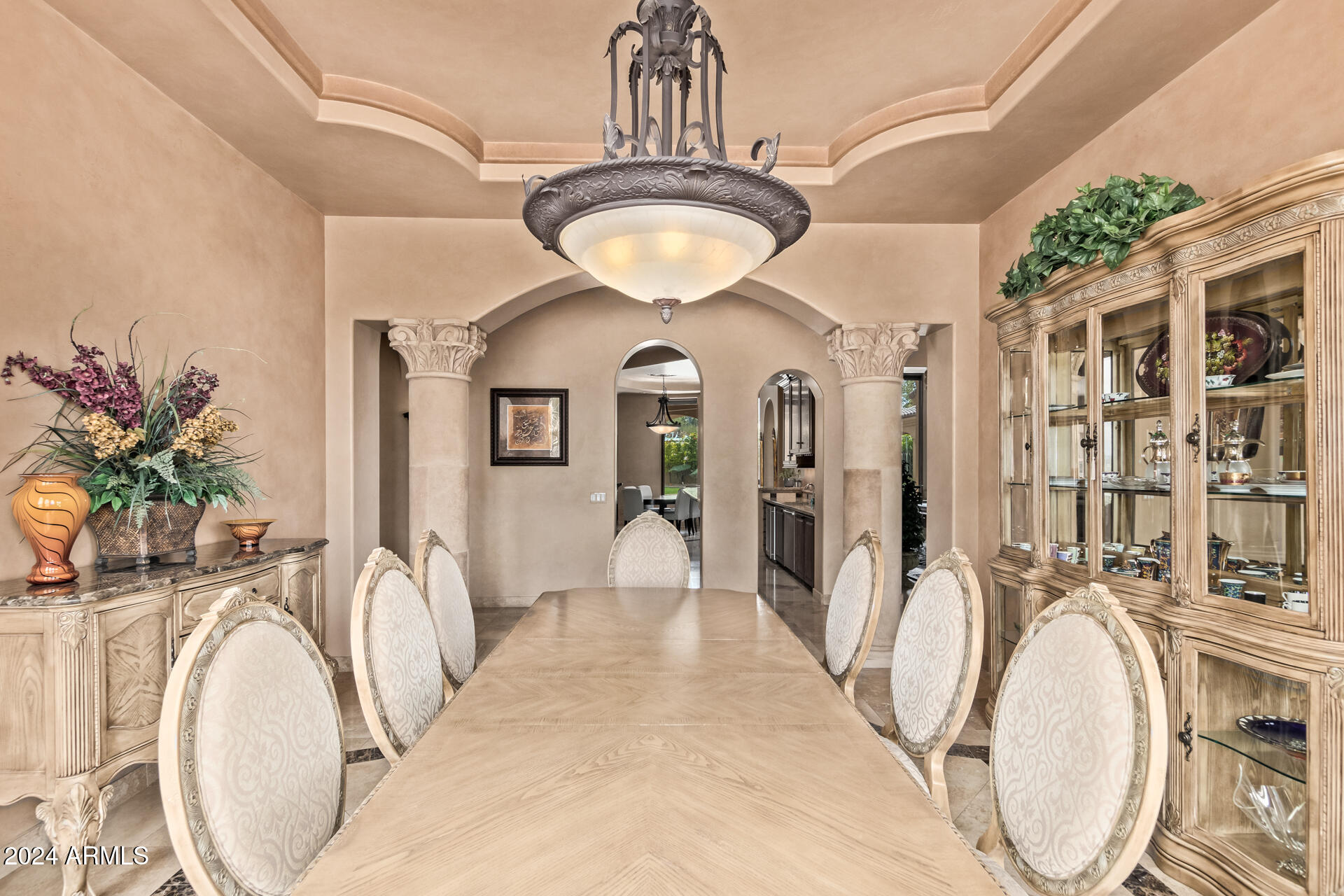 5339 E ROYAL PALM Road