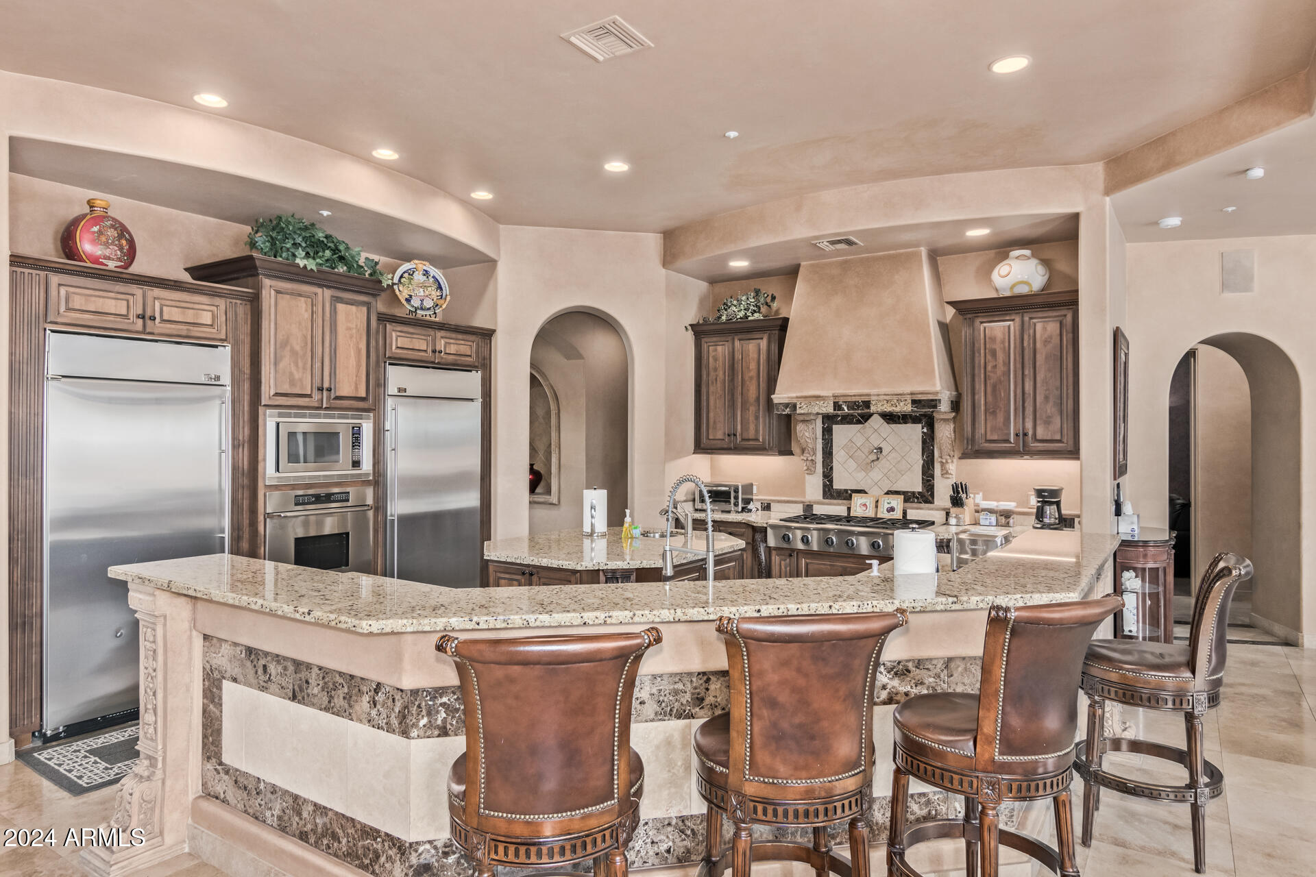 5339 E ROYAL PALM Road