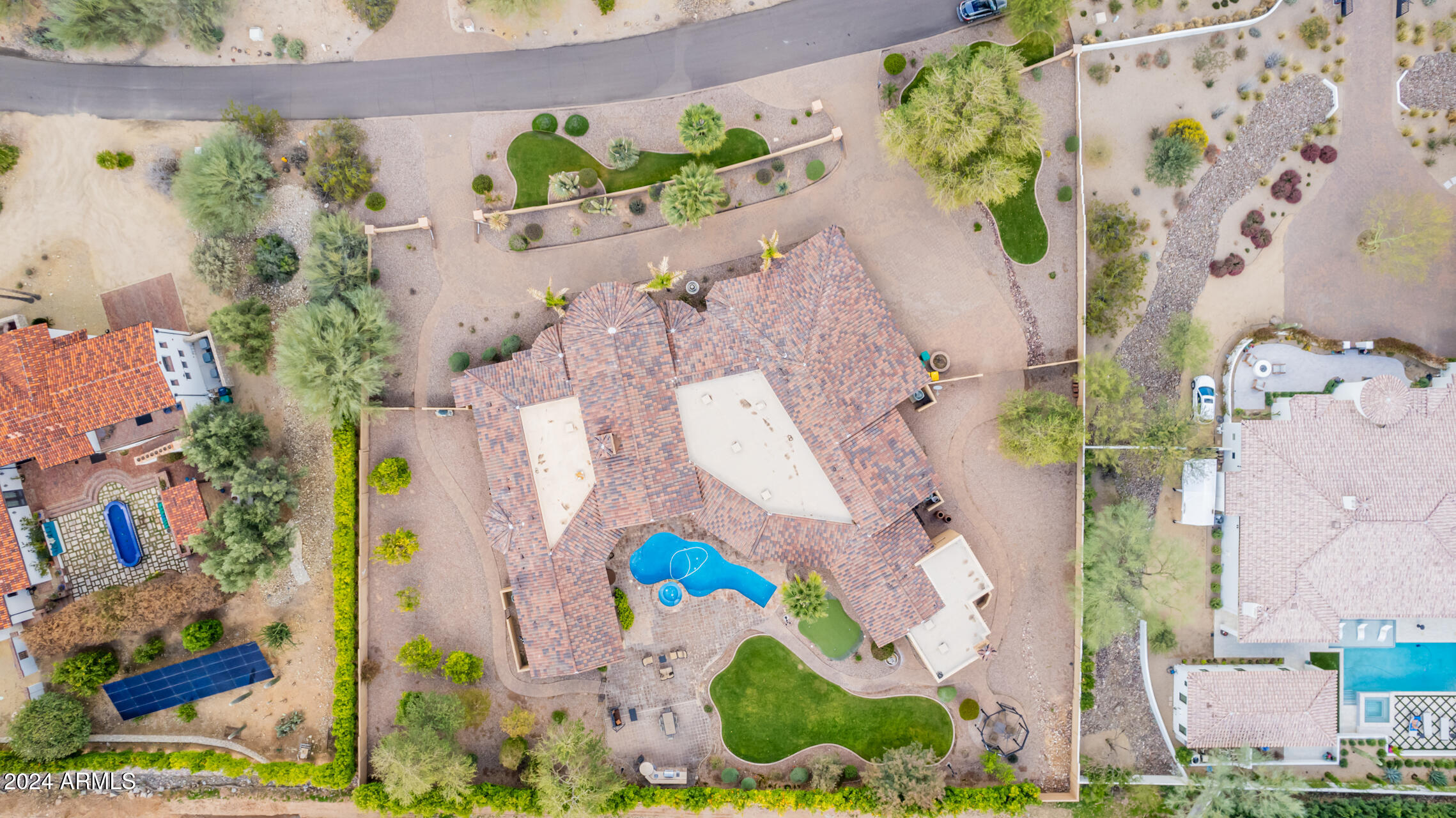 5339 E ROYAL PALM Road