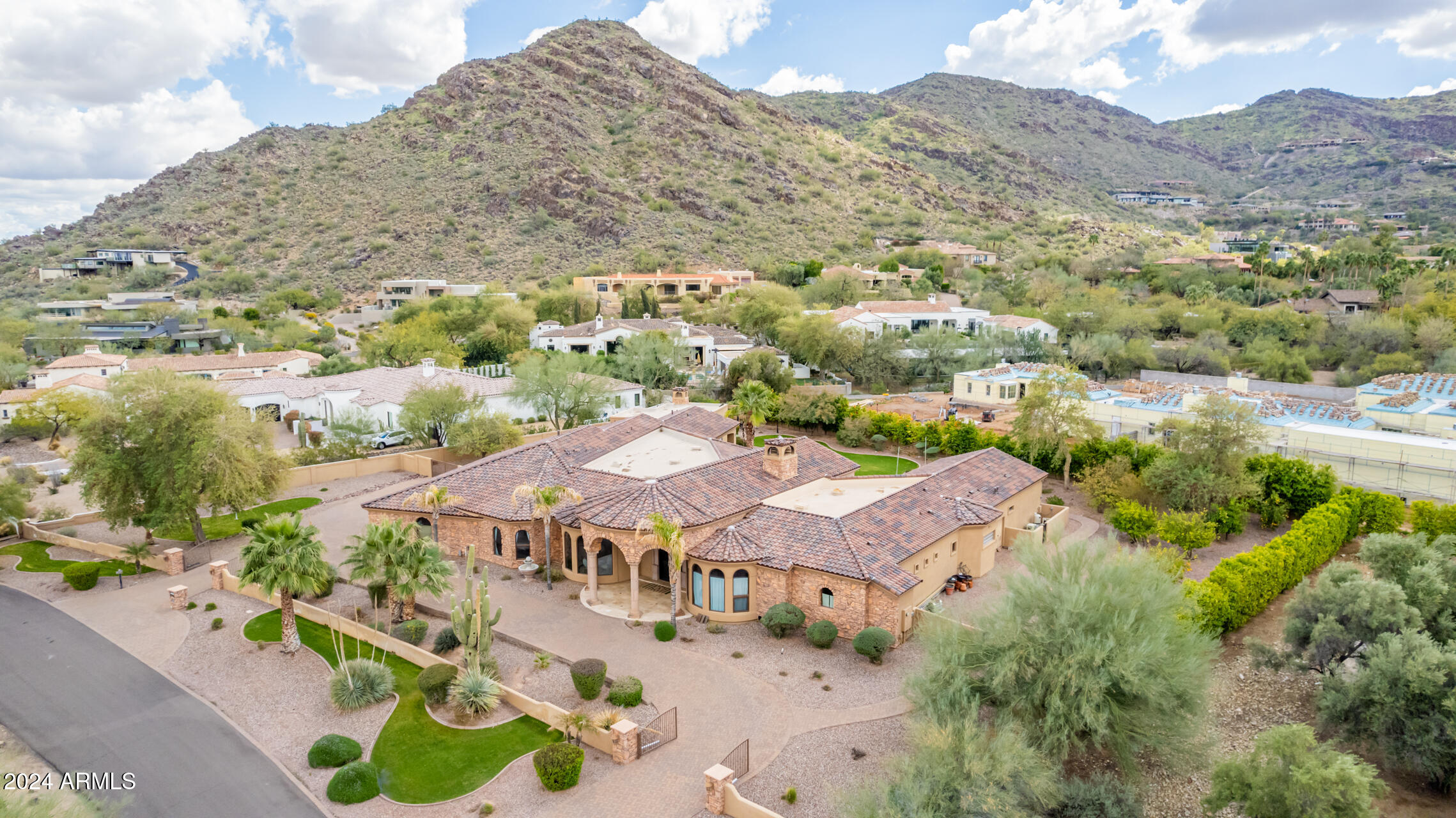 5339 E ROYAL PALM Road