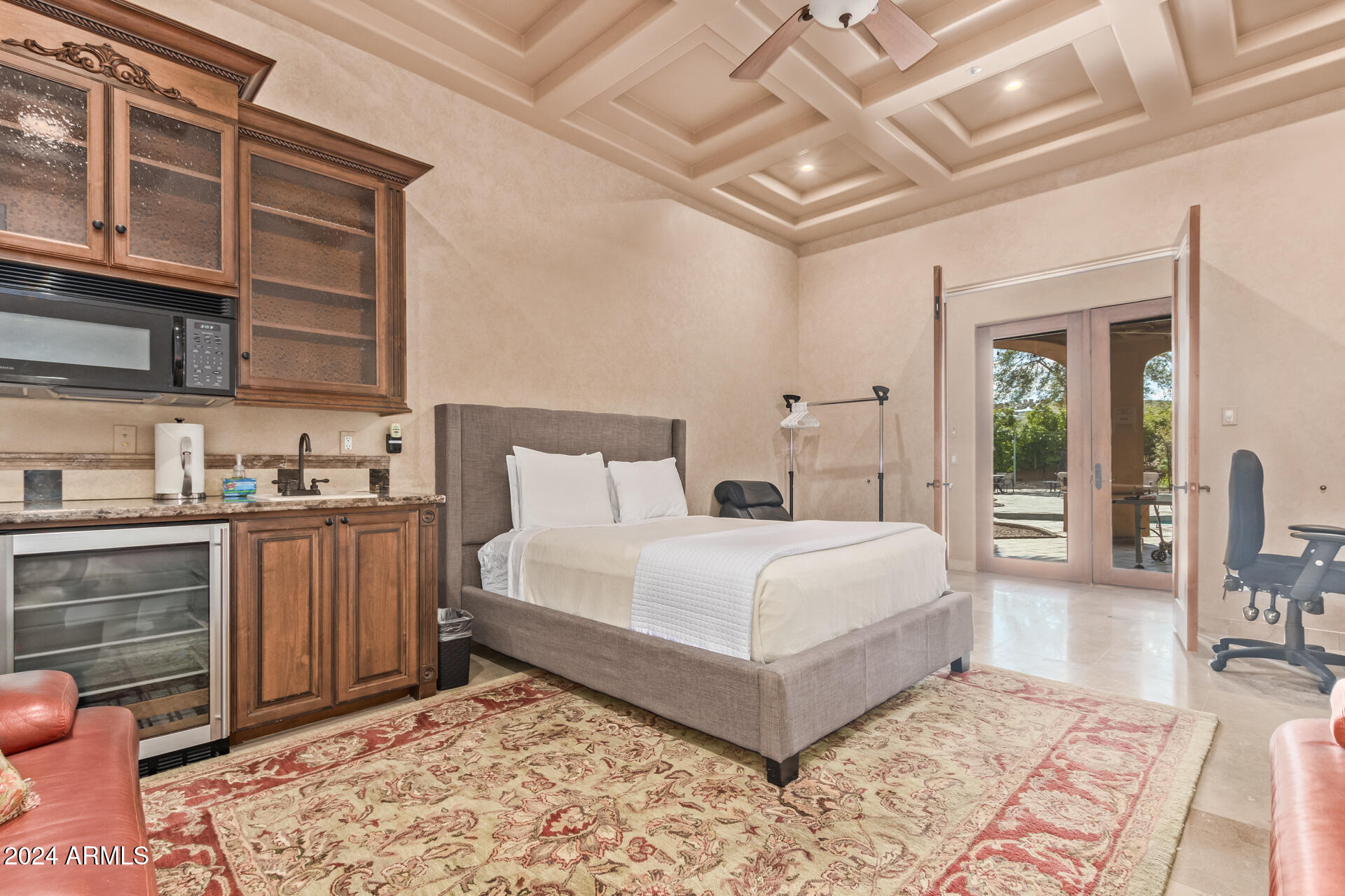 5339 E ROYAL PALM Road