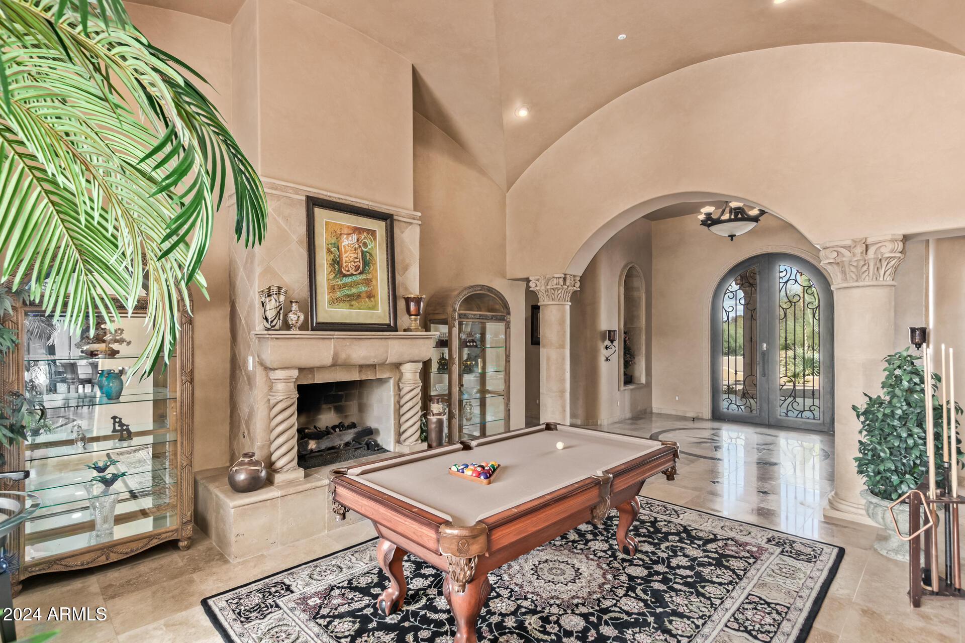 5339 E ROYAL PALM Road