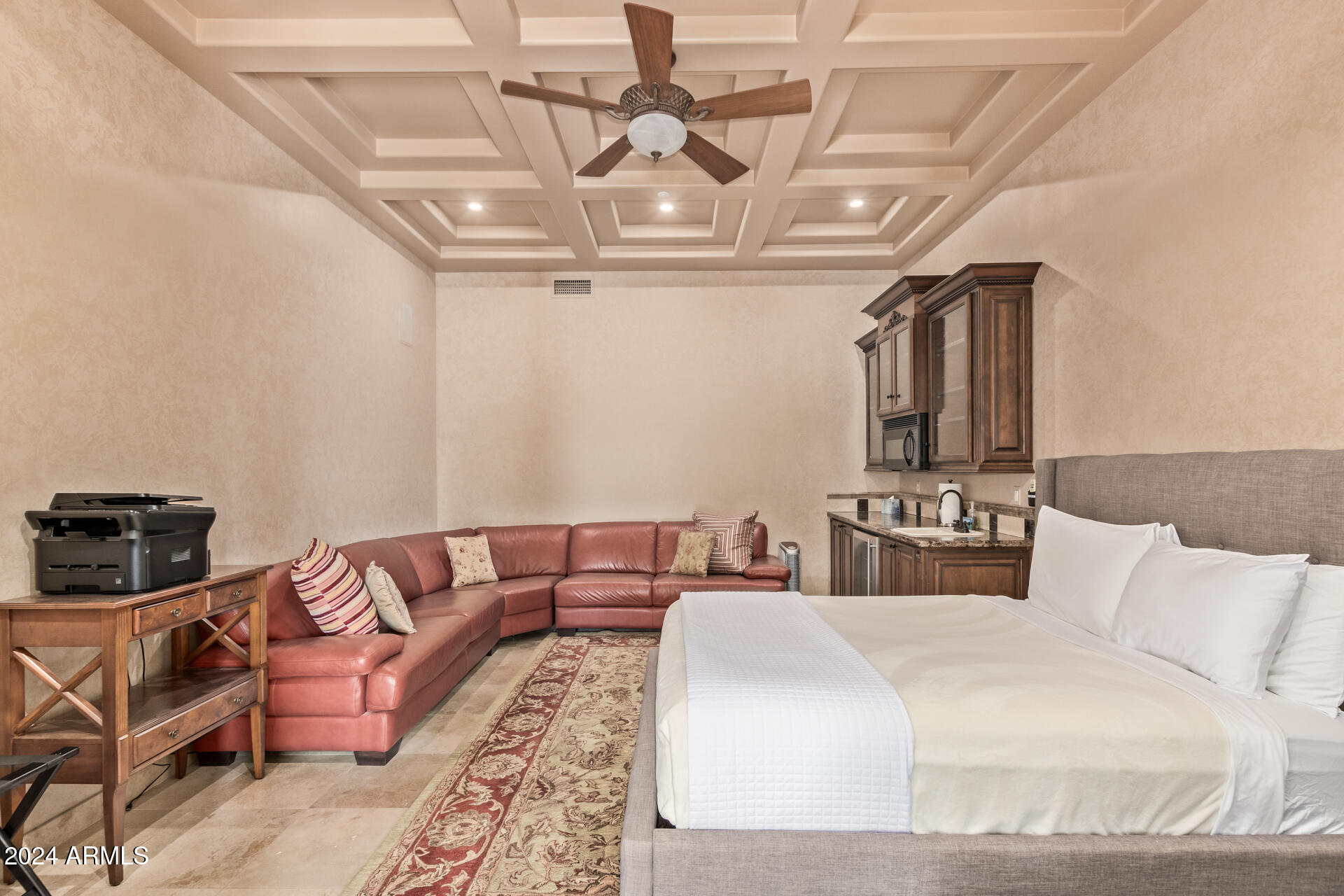 5339 E ROYAL PALM Road